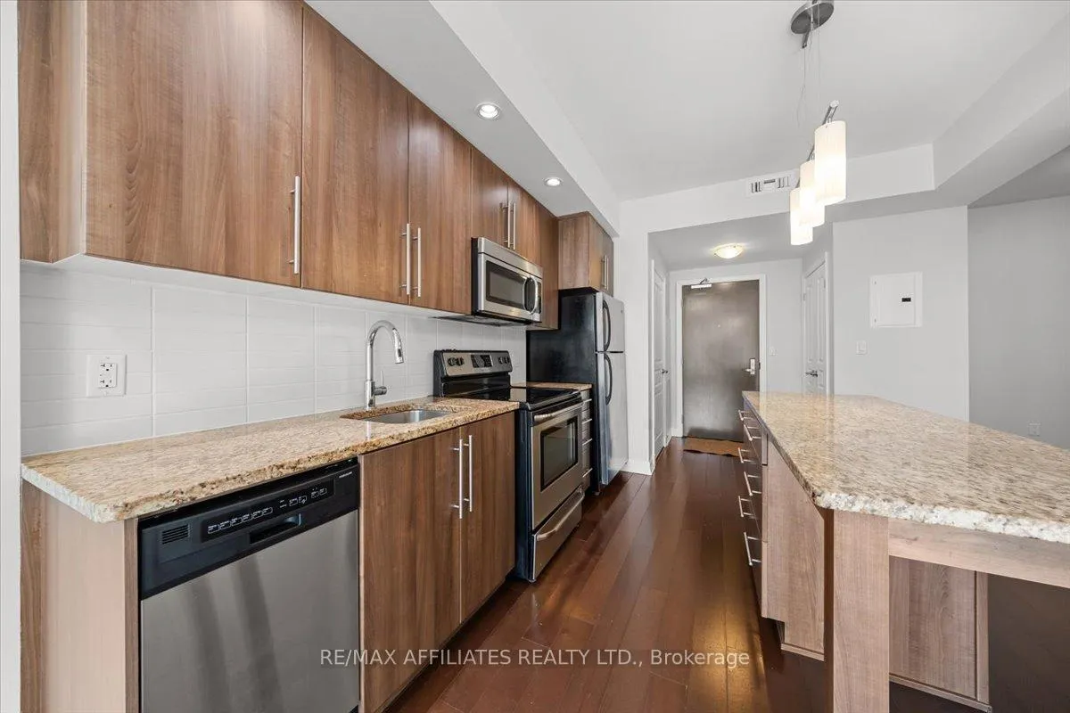Photo 8 of Unit 303, 238 Besserer Street, Ottawa, Sandy Hill — HOMEH