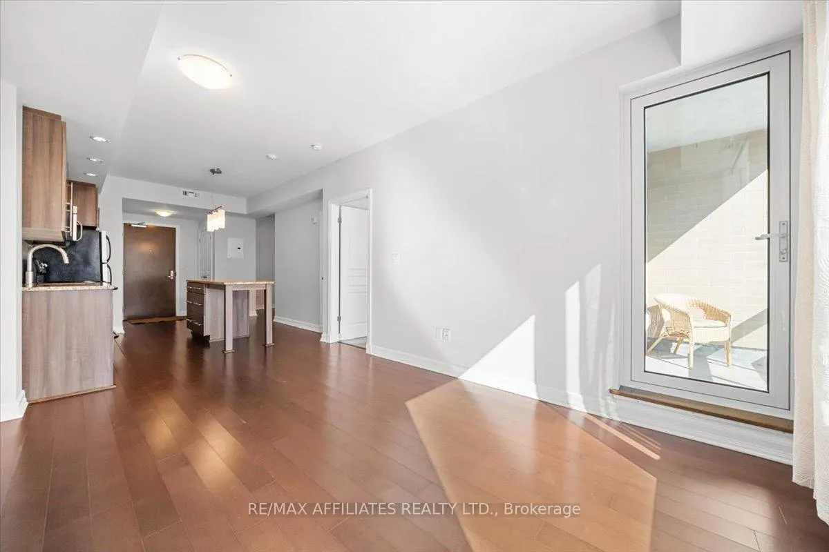 Photo 9 of Unit 303, 238 Besserer Street, Ottawa, Sandy Hill — HOMEH