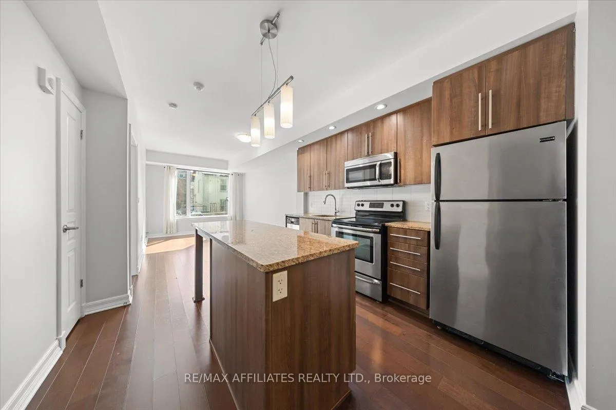 Photo 11 of Unit 303, 238 Besserer Street, Ottawa, Sandy Hill — HOMEH