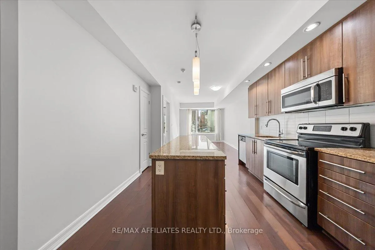 Photo 12 of Unit 303, 238 Besserer Street, Ottawa, Sandy Hill — HOMEH