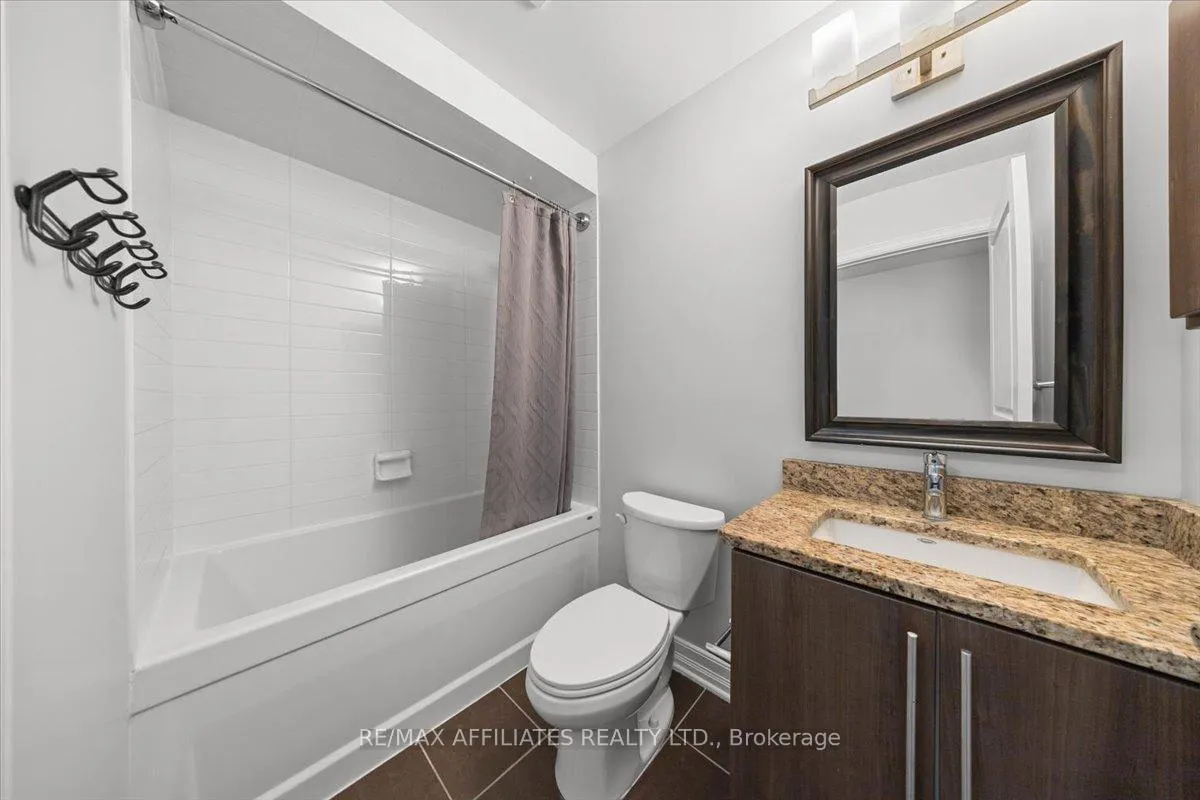 Photo 24 of Unit 303, 238 Besserer Street, Ottawa, Sandy Hill — HOMEH