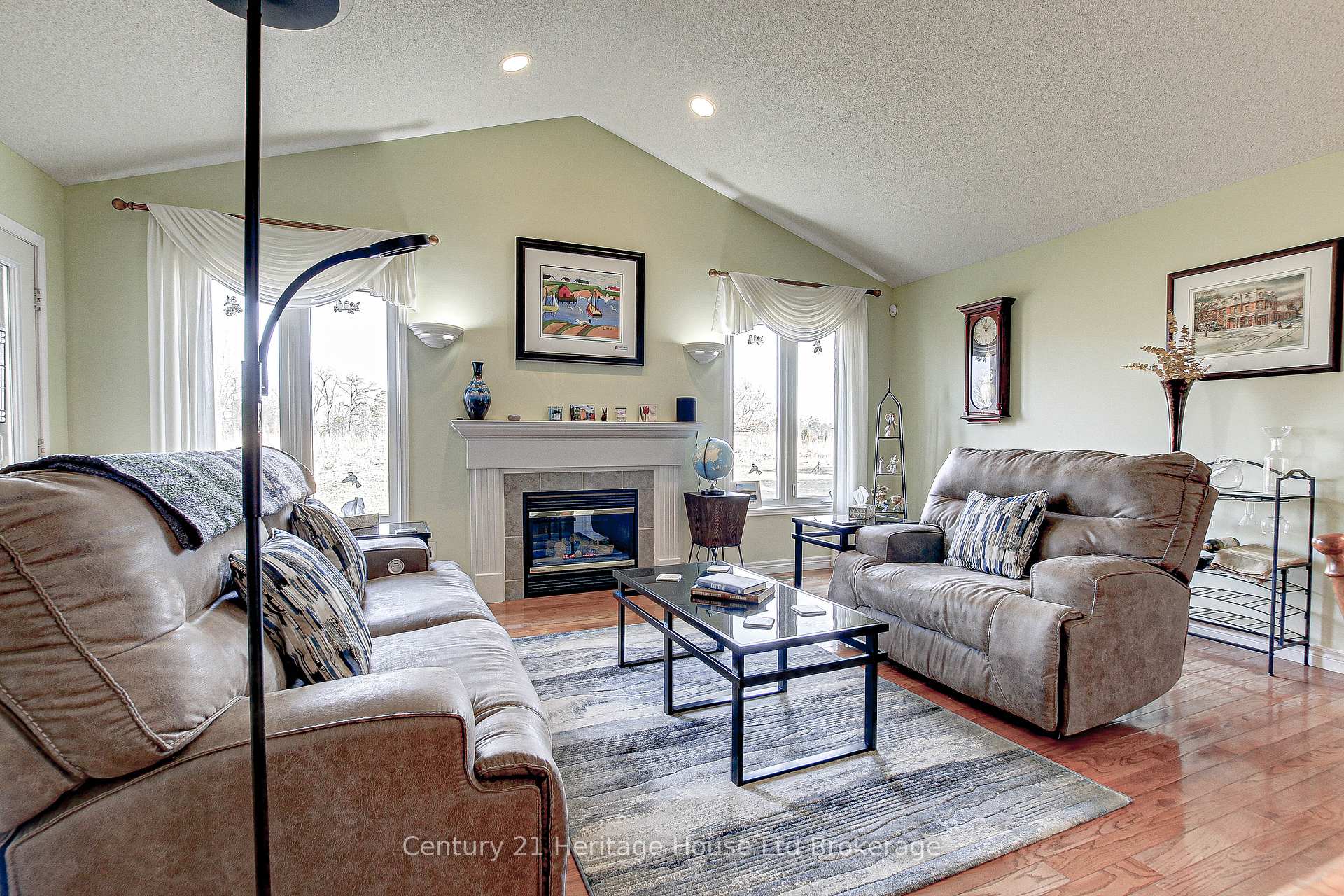 Photo 15 of Unit 24, 87 Donker Drive, St. Thomas — HOMEH