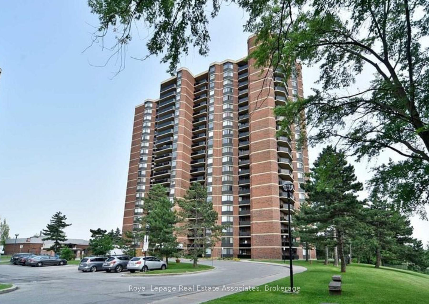 Front of Unit 1907, 234 Albion Road