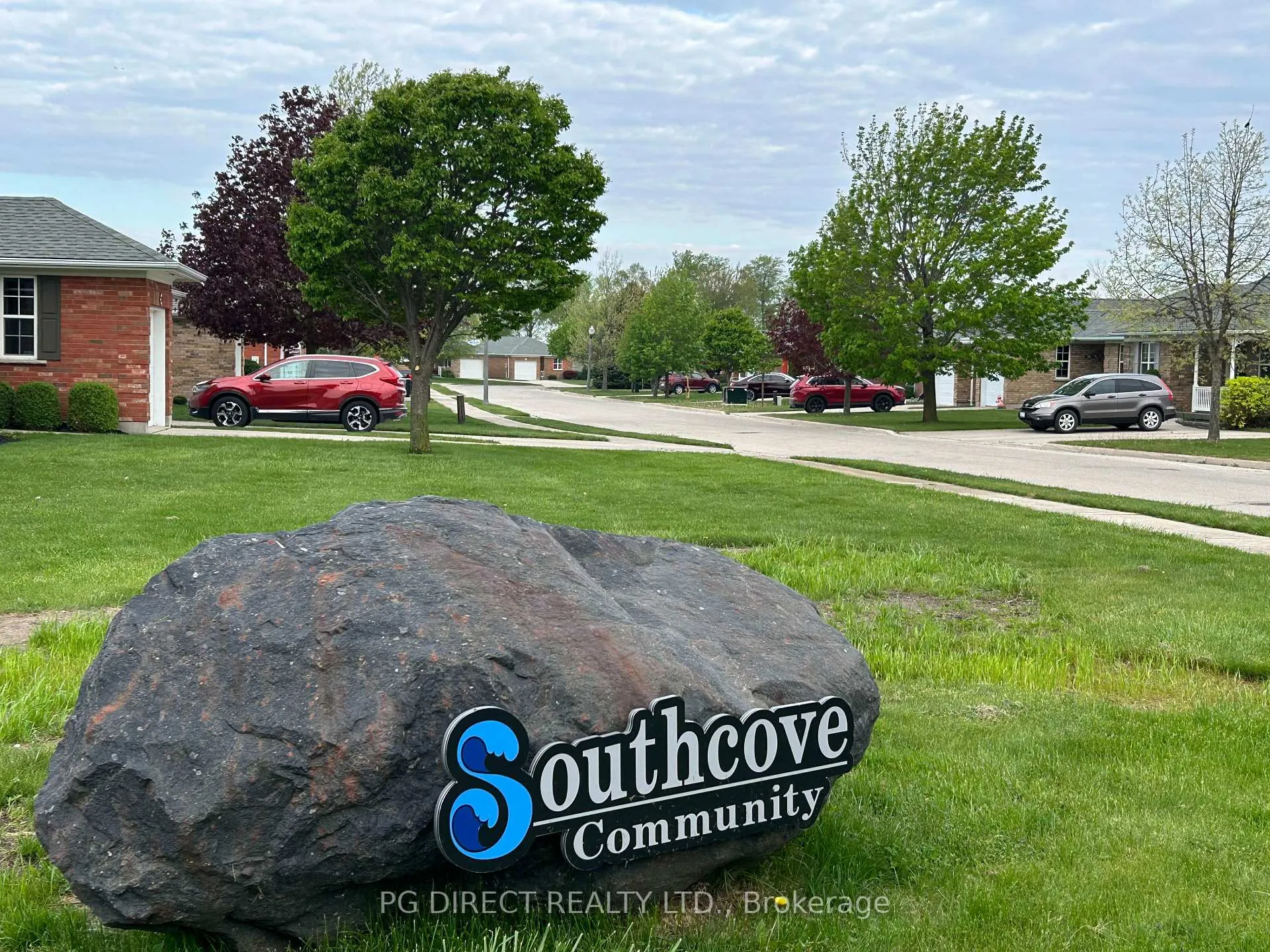 Photo 2 of 237 Bethune Crescent, Goderich, Goderich (Town) — HOMEH