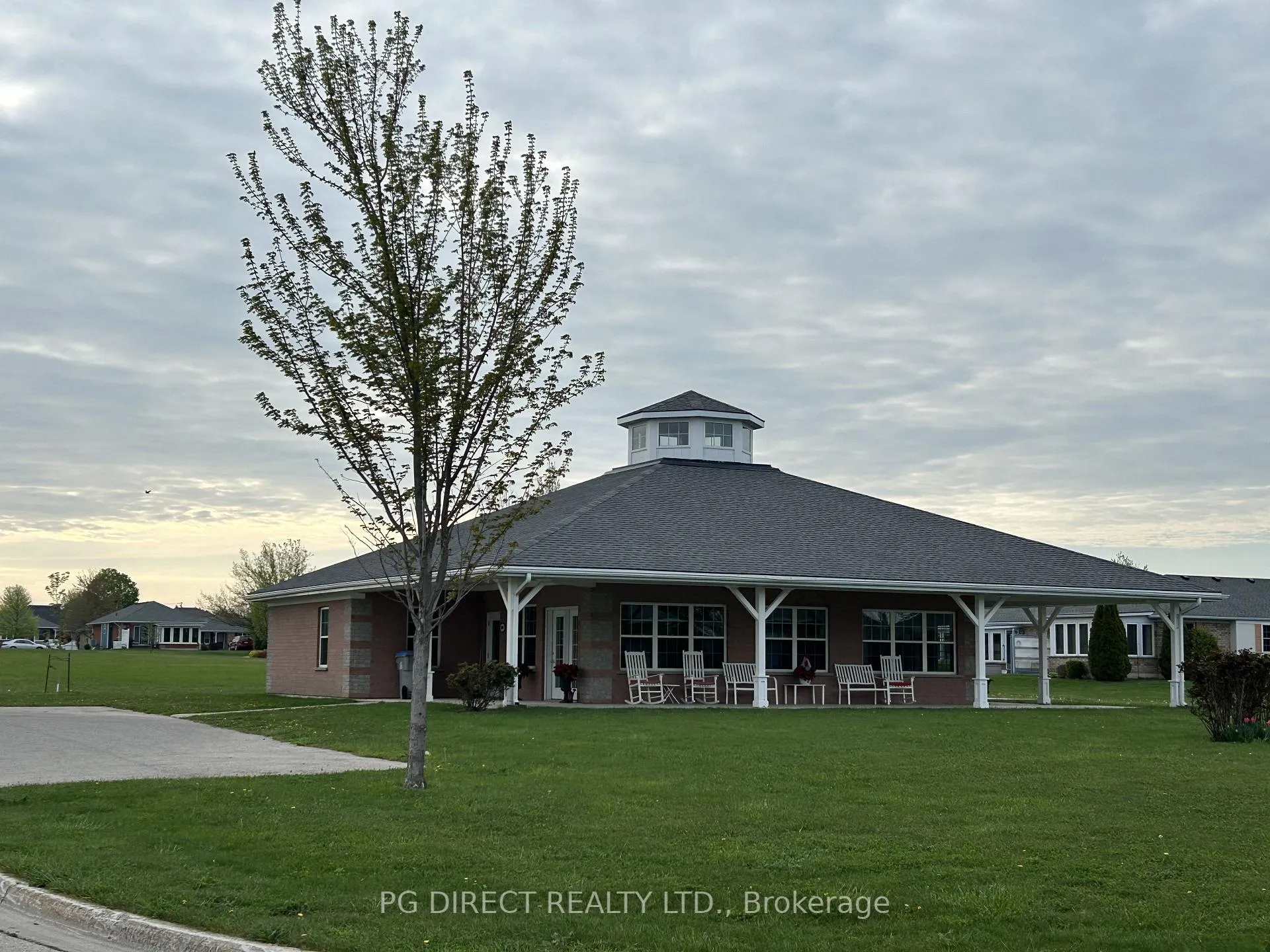 Photo 4 of 237 Bethune Crescent, Goderich, Goderich (Town) — HOMEH
