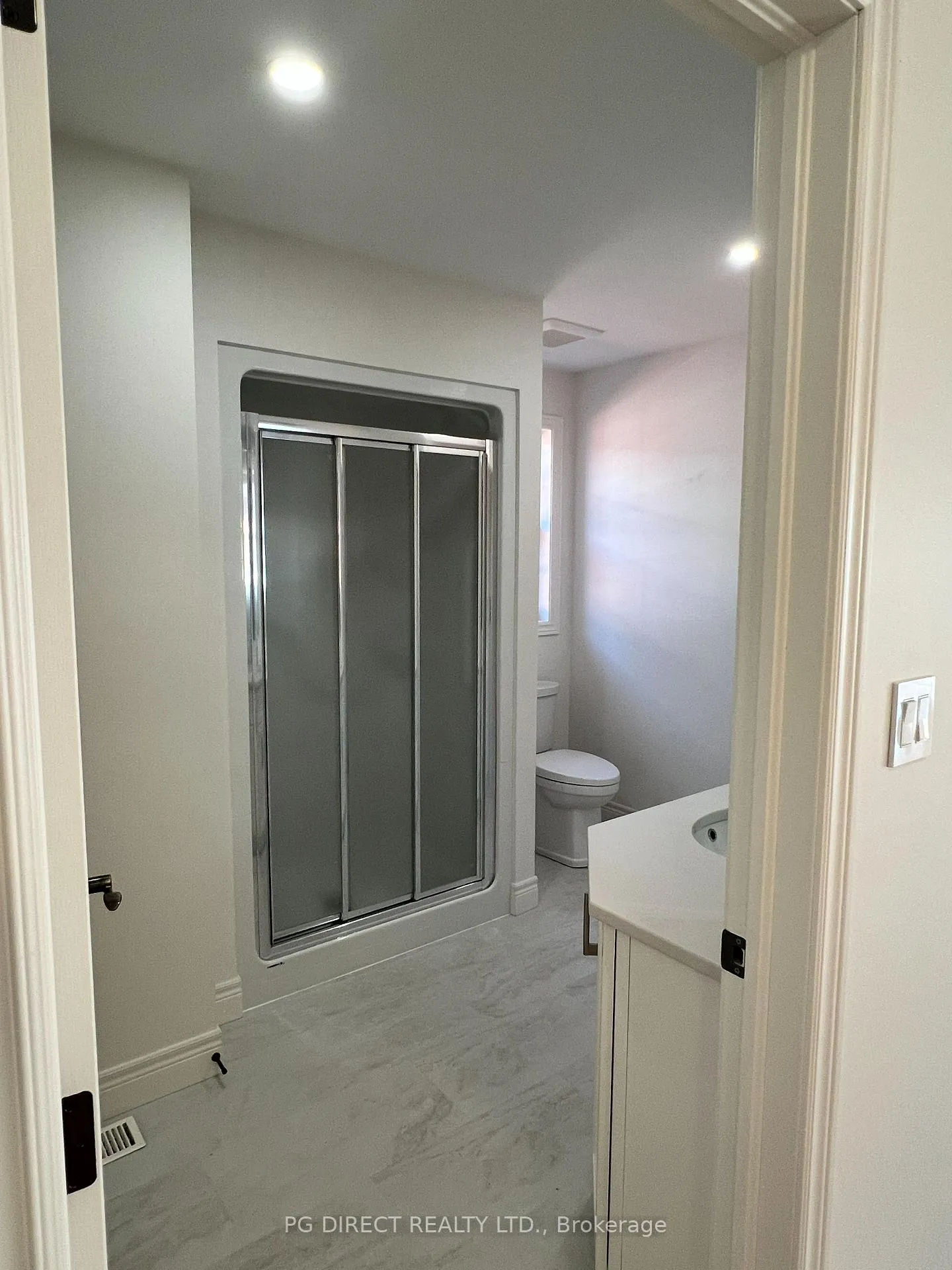 Photo 9 of 237 Bethune Crescent, Goderich, Goderich (Town) — HOMEH