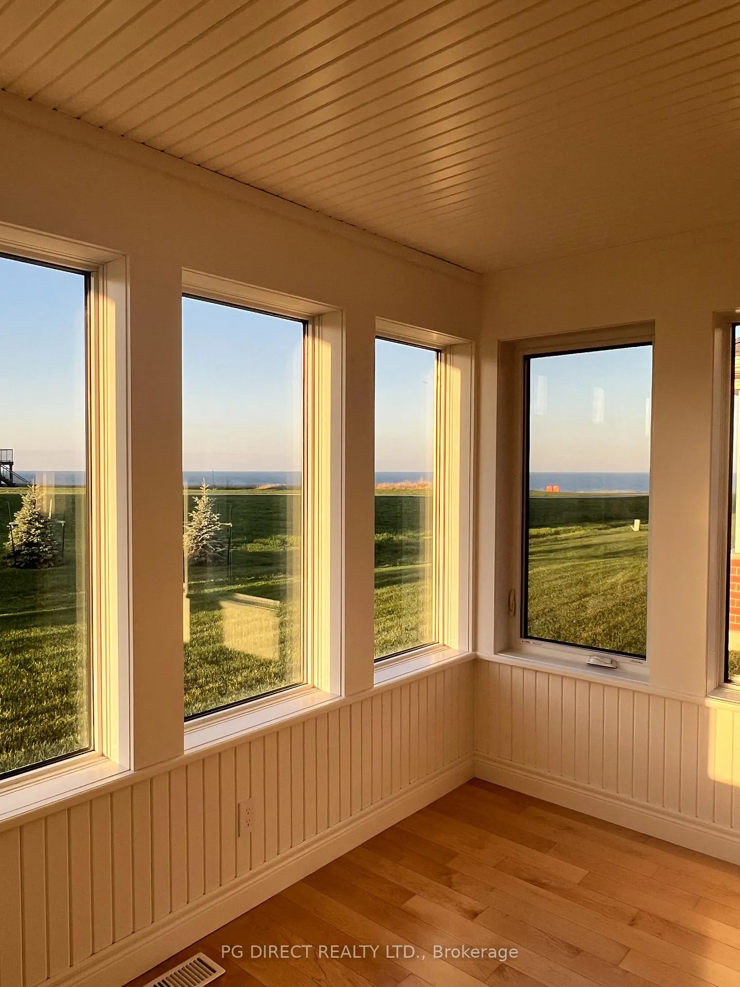 Photo 15 of 237 Bethune Crescent, Goderich, Goderich (Town) — HOMEH
