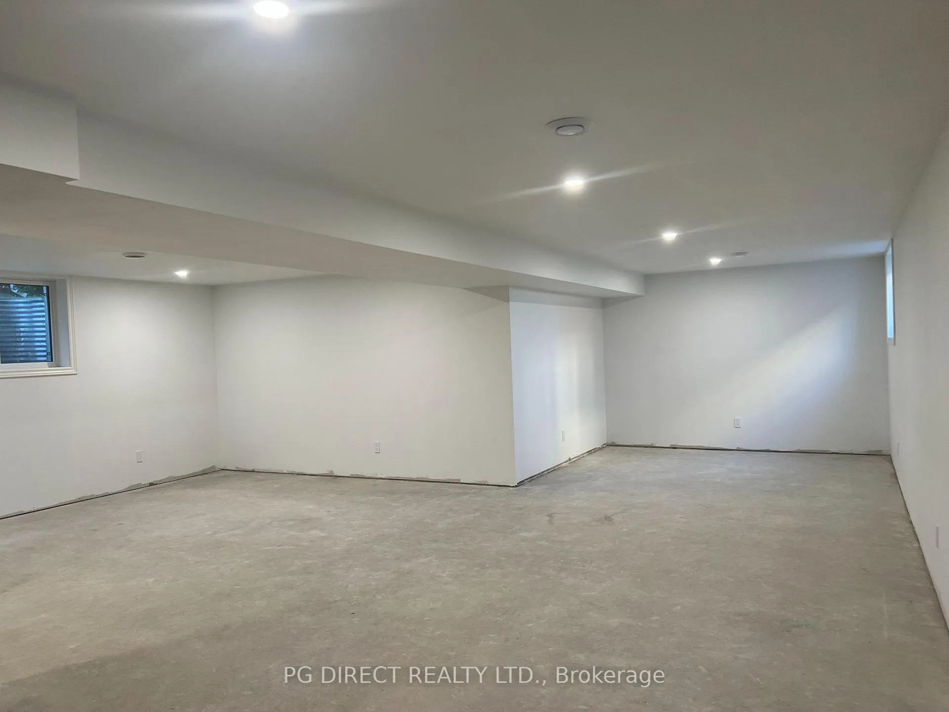Photo 19 of 237 Bethune Crescent, Goderich, Goderich (Town) — HOMEH