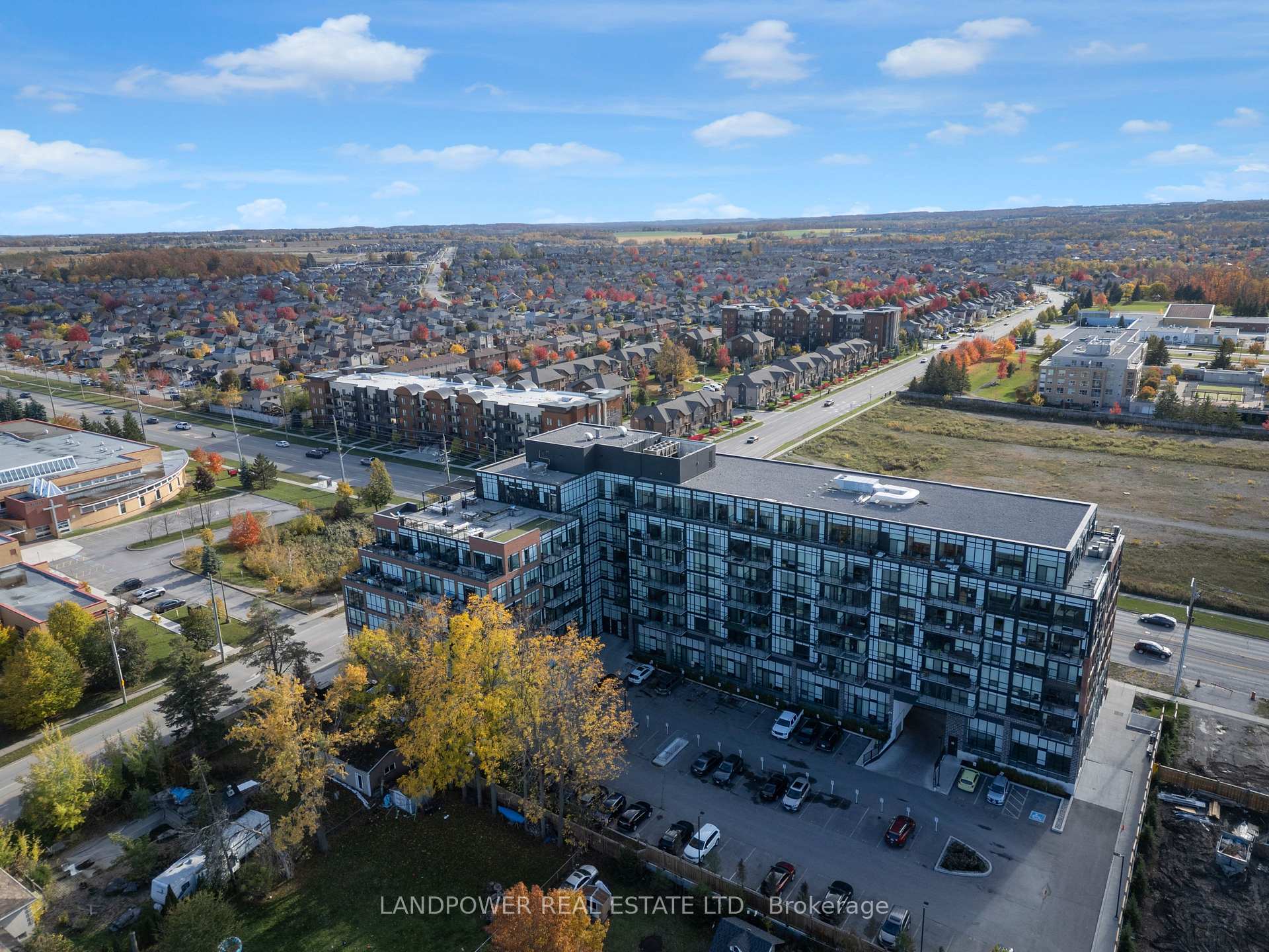 Front of Unit PH719, 681 Yonge Street