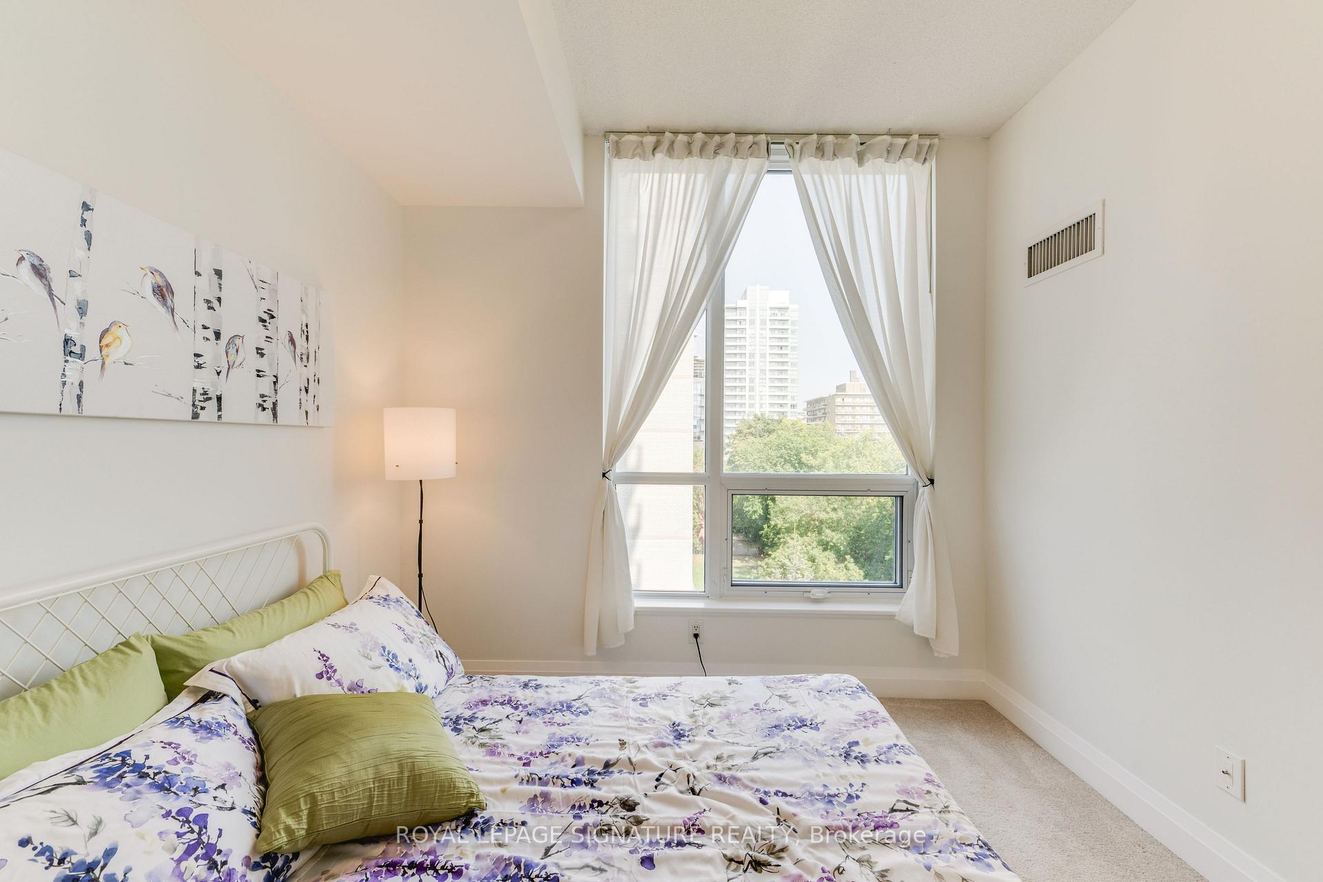 Photo 14 of Unit 402, 83 Redpath Avenue, Toronto, Mount Pleasant West — HOMEH