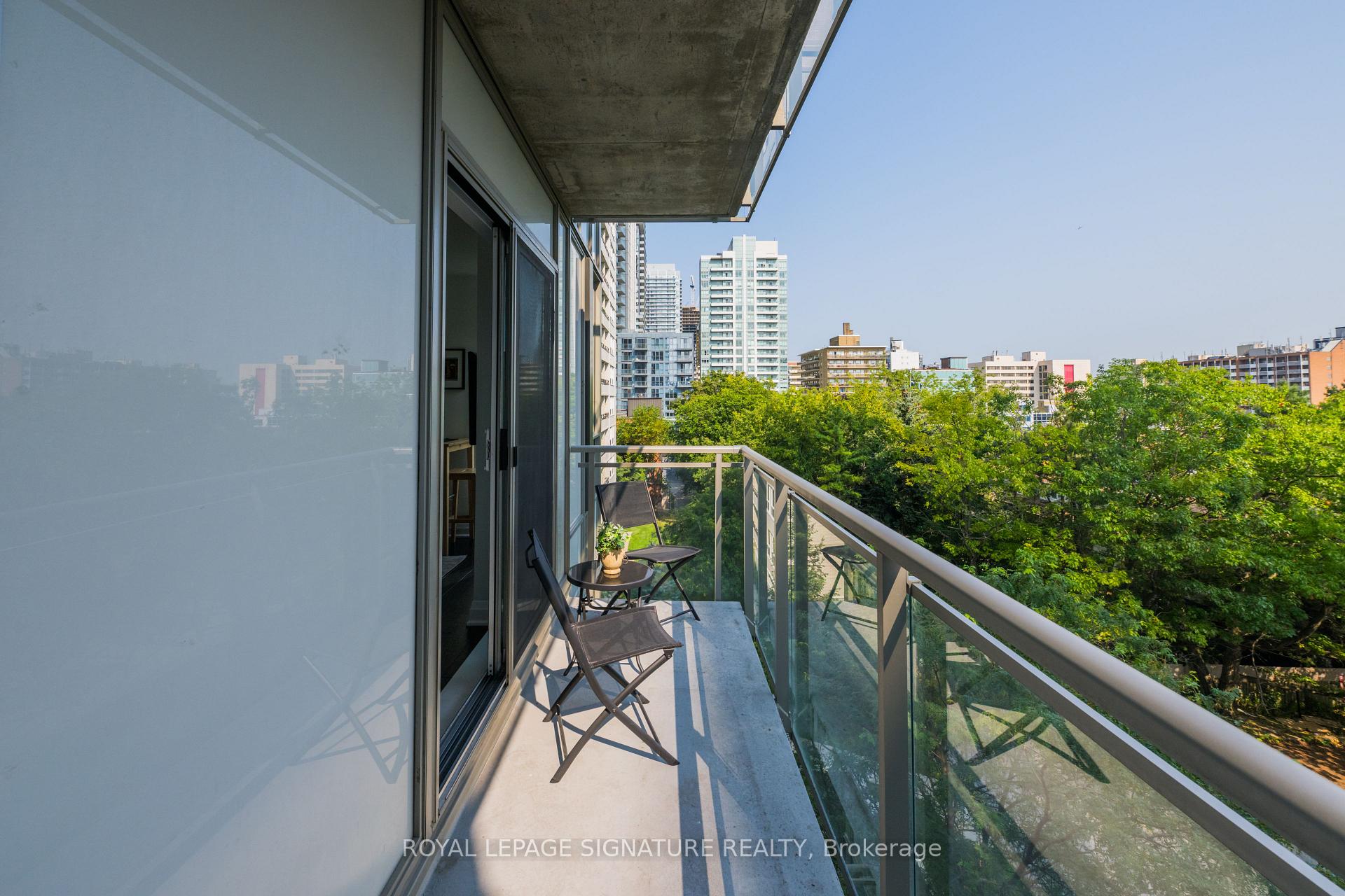 Photo 19 of Unit 402, 83 Redpath Avenue, Toronto, Mount Pleasant West — HOMEH