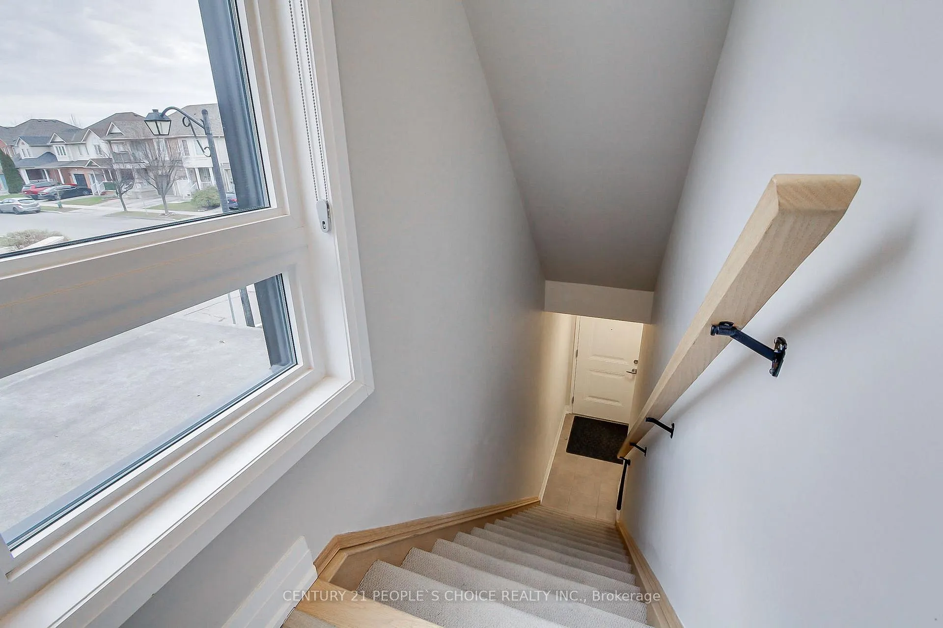 Photo 6 of Unit 201, 1206 Main Street E, Milton, Dempsey — HOMEH