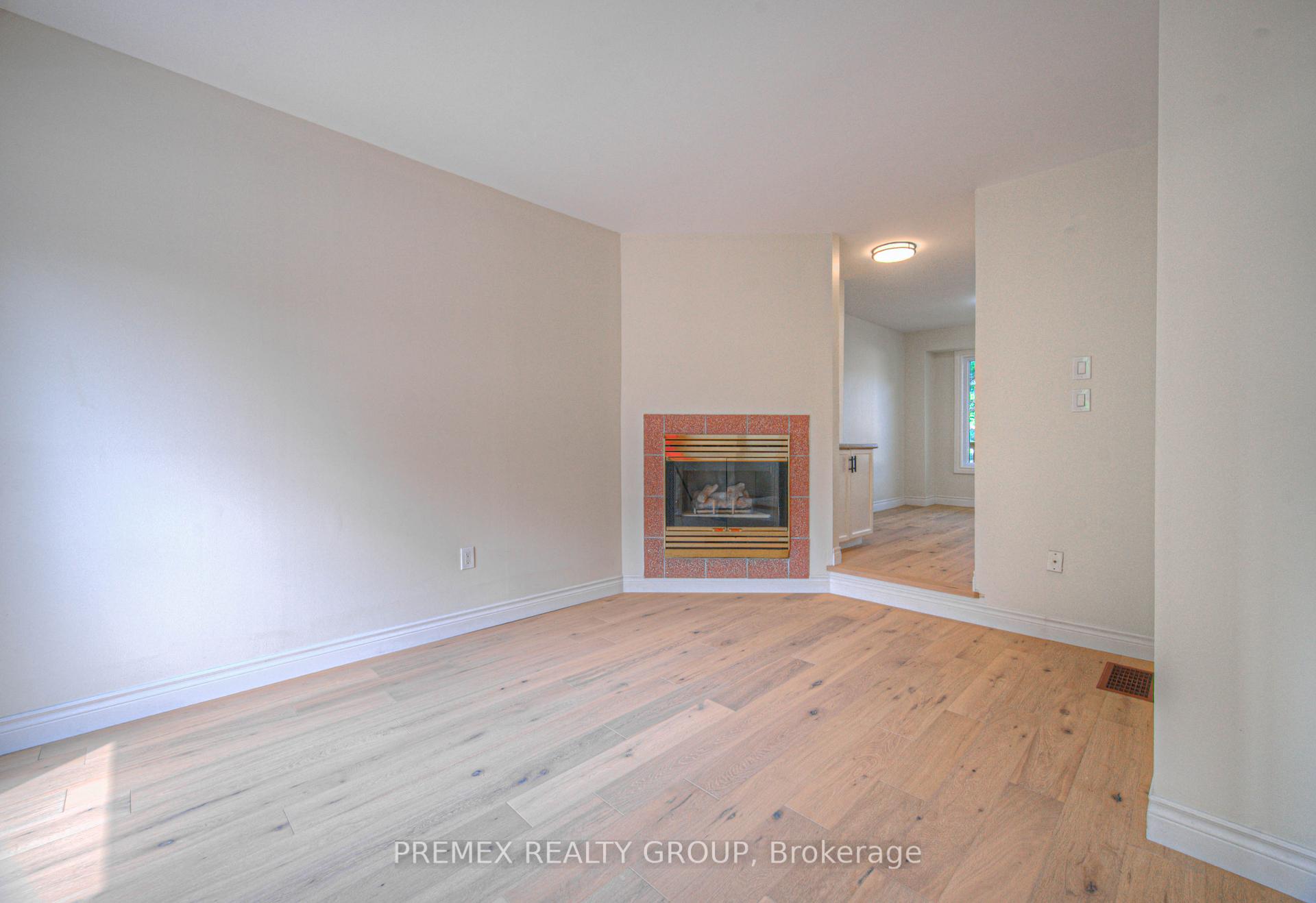Photo 25 of Unit 34, 310 Christopher Drive, Cambridge — HOMEH