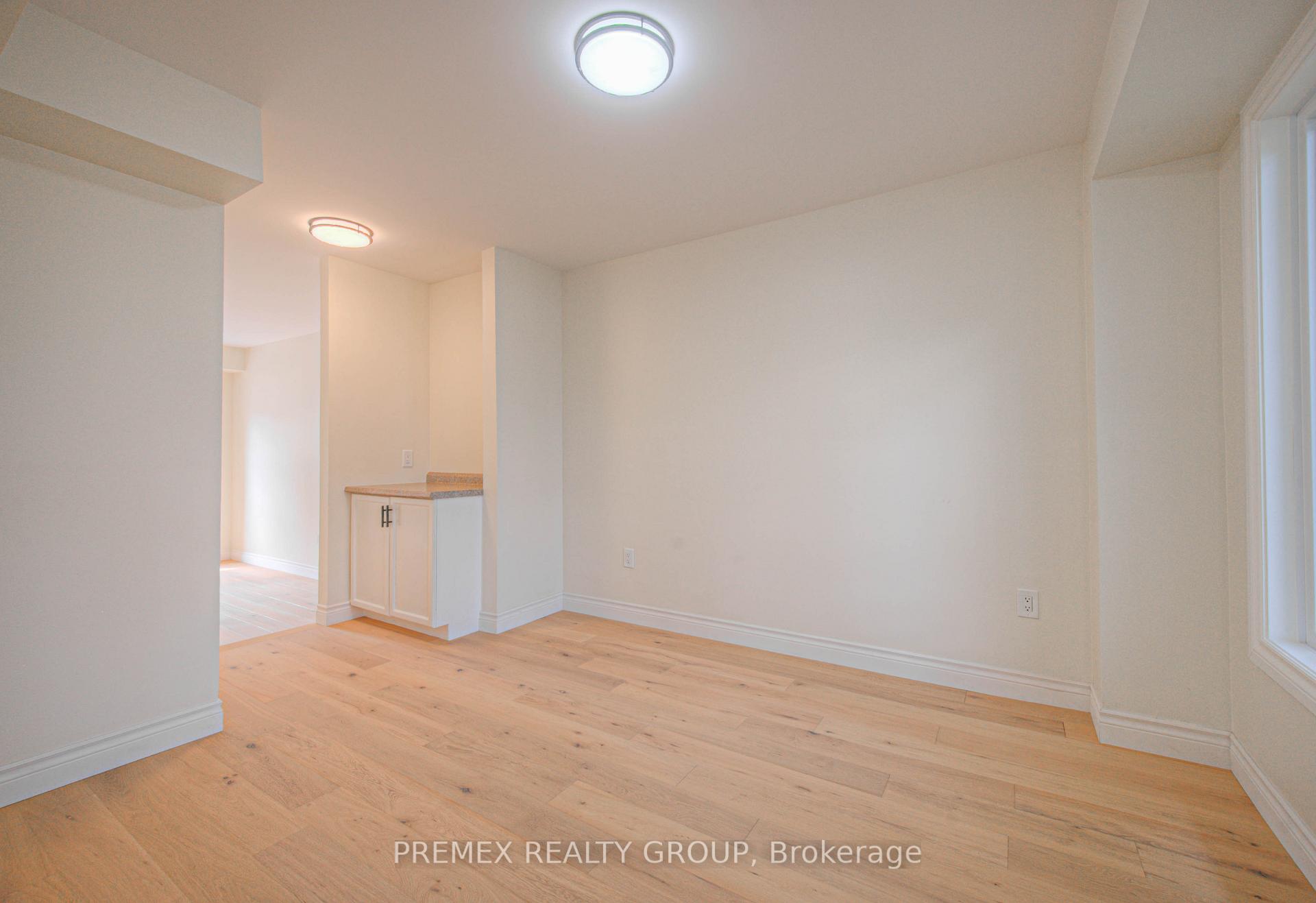 Photo 30 of Unit 34, 310 Christopher Drive, Cambridge — HOMEH