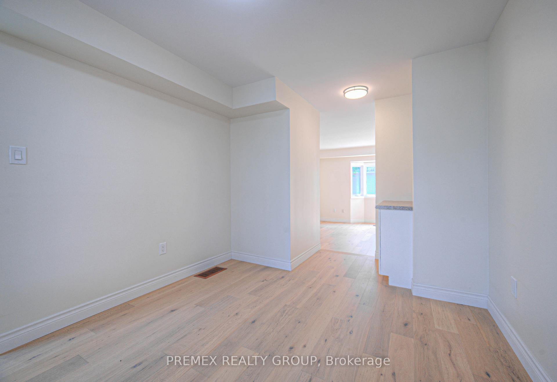 Photo 10 of Unit 34, 310 Christopher Drive, Cambridge — HOMEH