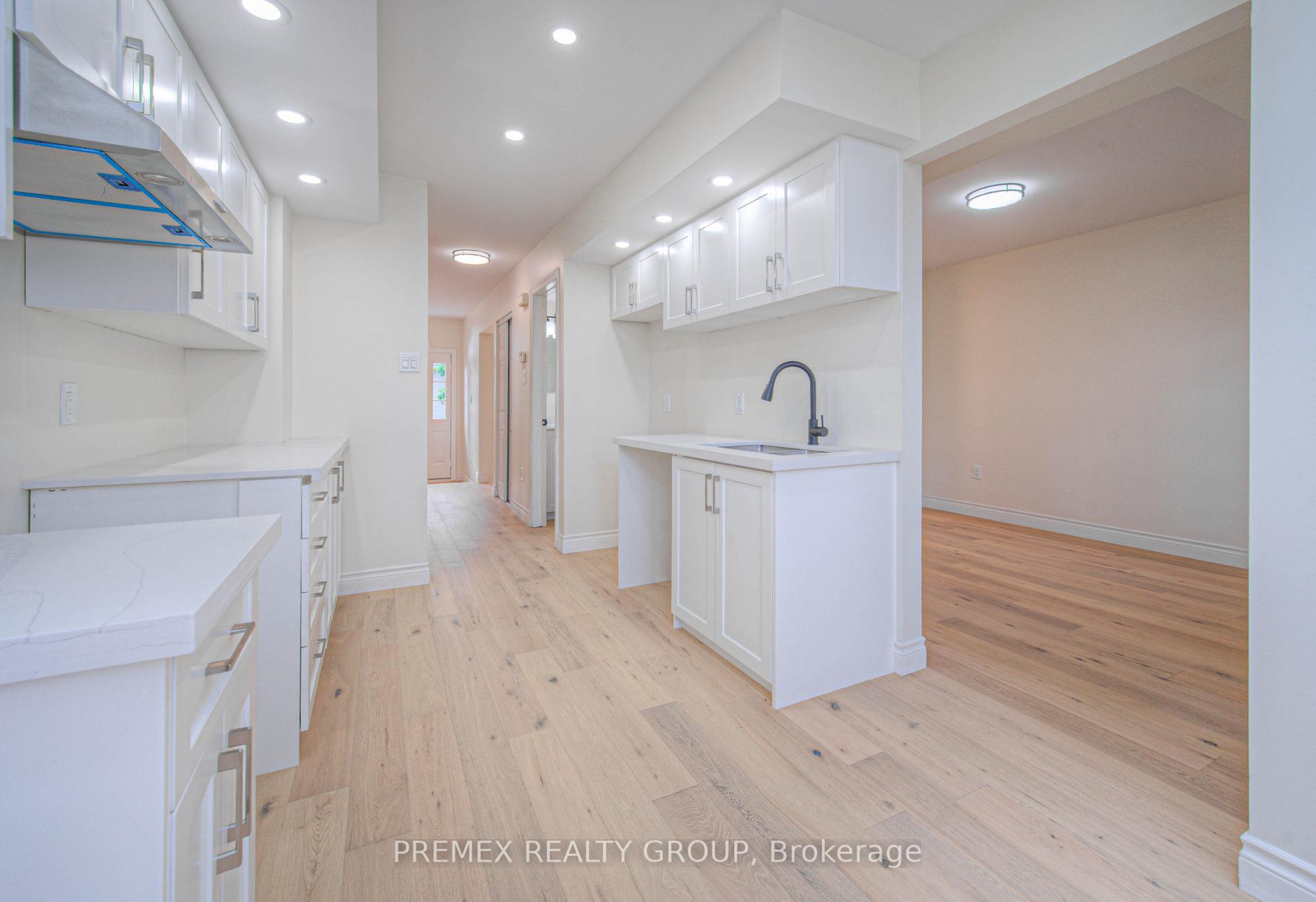 Photo 16 of Unit 34, 310 Christopher Drive, Cambridge — HOMEH