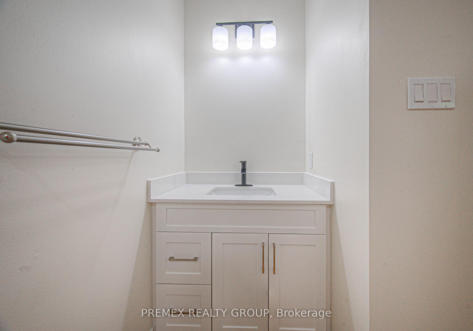 Photo 70 of Unit 34, 310 Christopher Drive, Cambridge — HOMEH