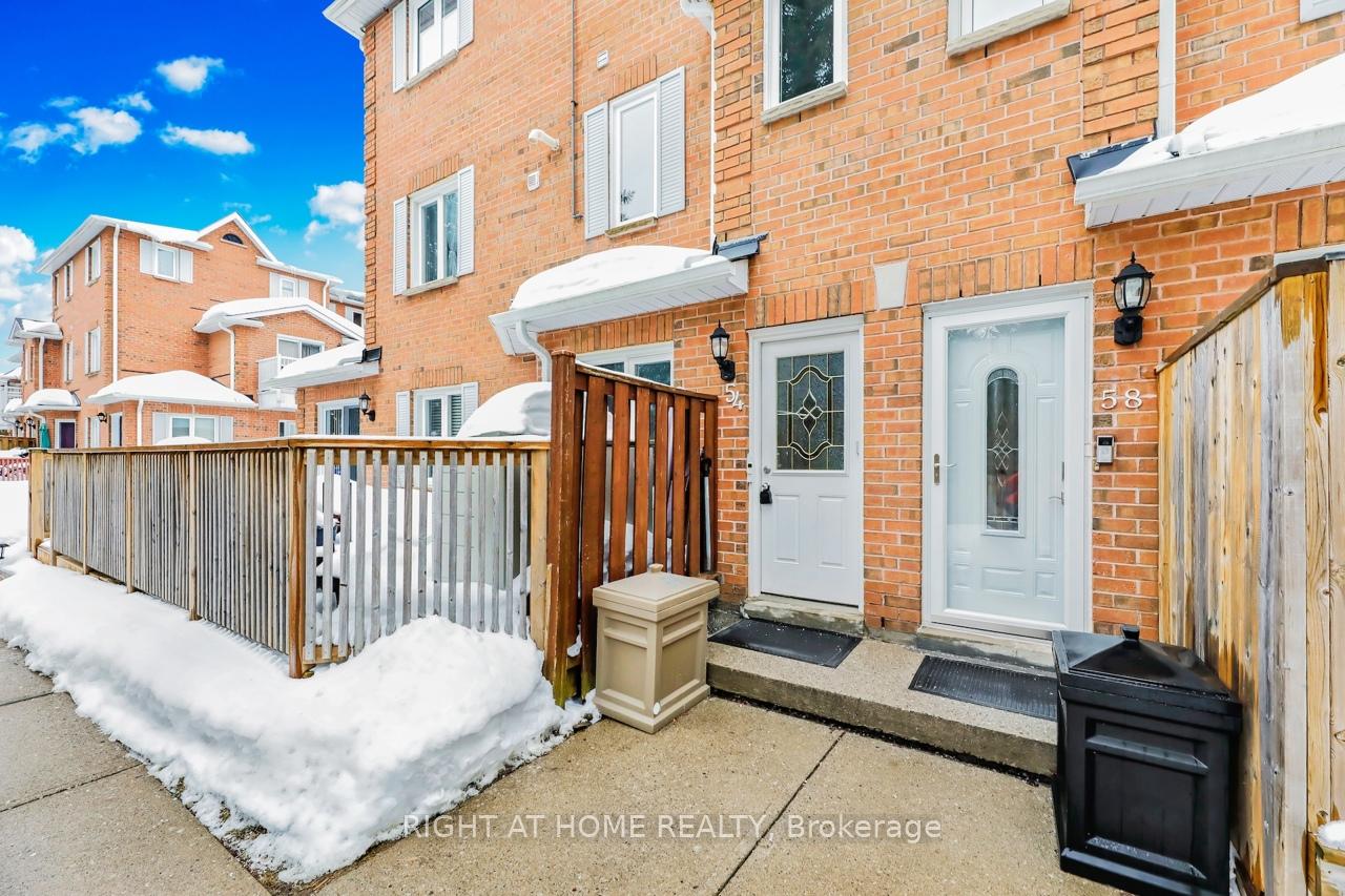 Photo 3 of Unit 54, 508 Essa Road, Barrie, Holly — HOMEH