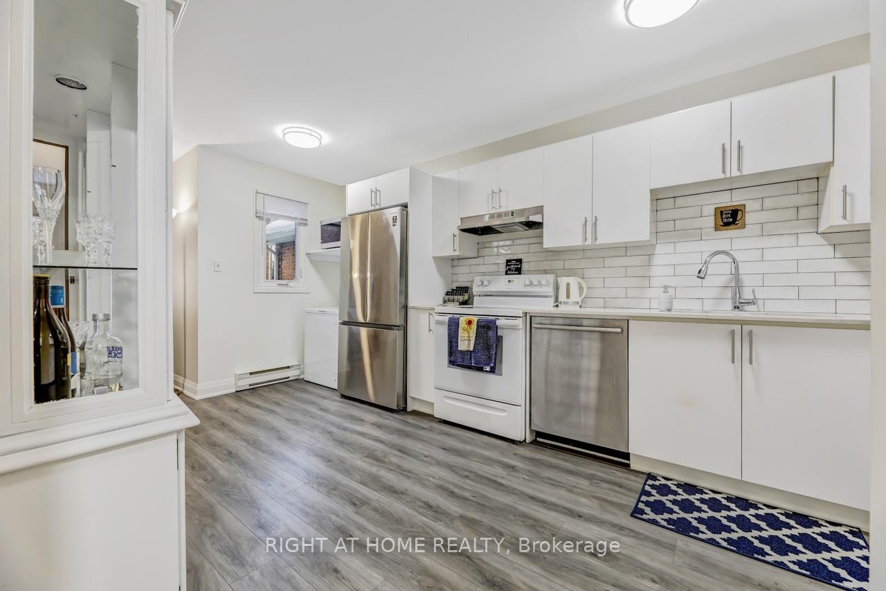 Photo 7 of Unit 54, 508 Essa Road, Barrie, Holly — HOMEH