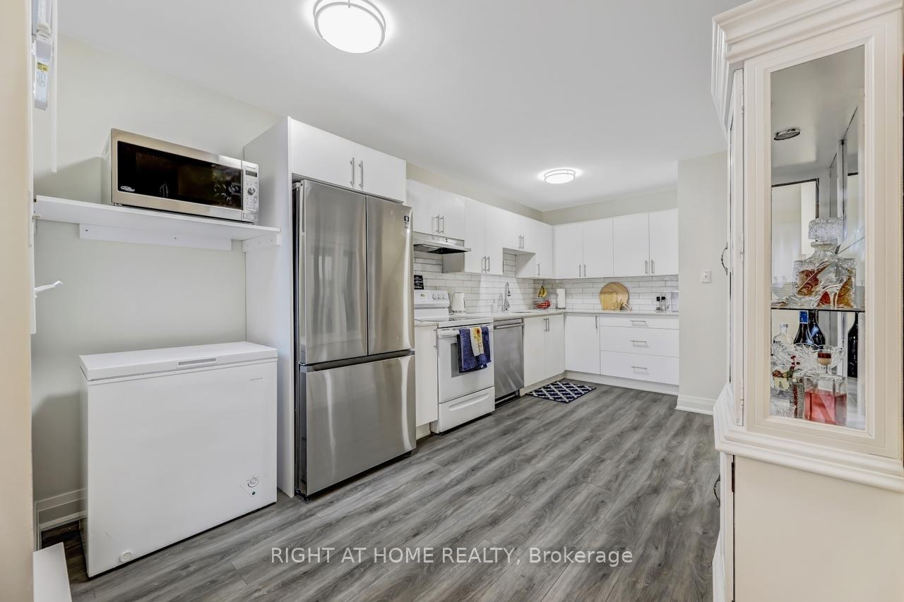 Photo 9 of Unit 54, 508 Essa Road, Barrie, Holly — HOMEH