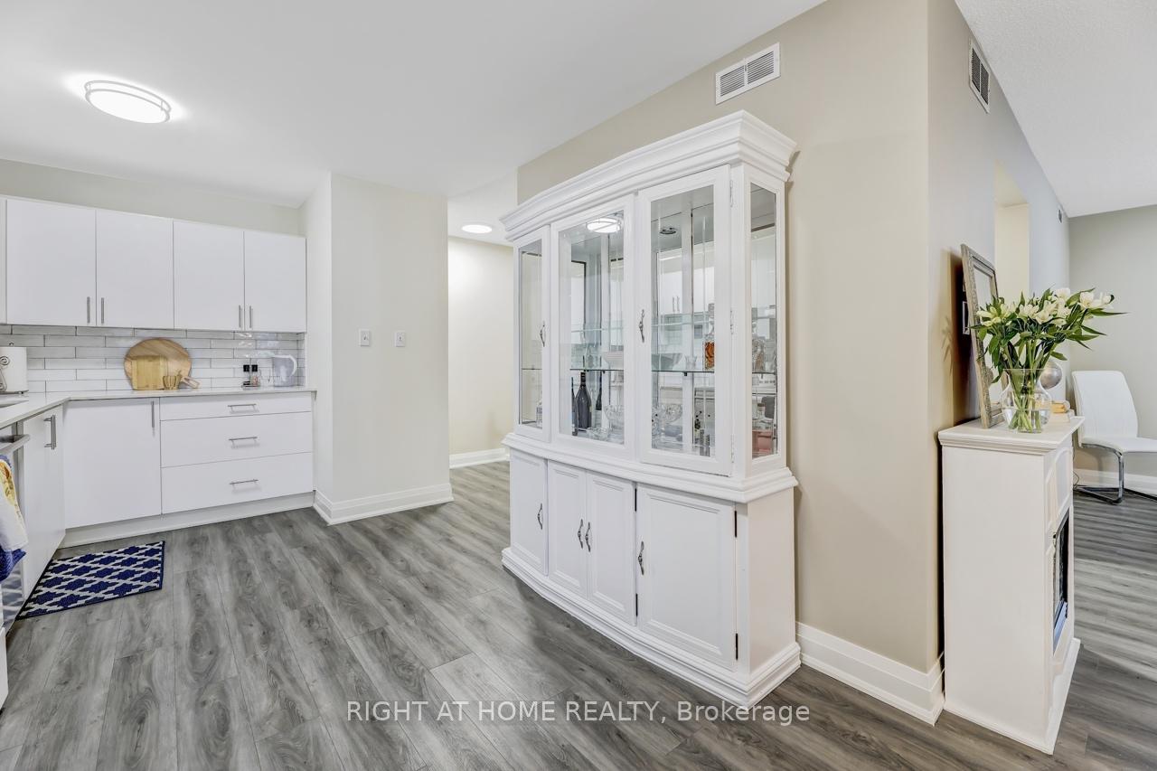 Photo 11 of Unit 54, 508 Essa Road, Barrie, Holly — HOMEH
