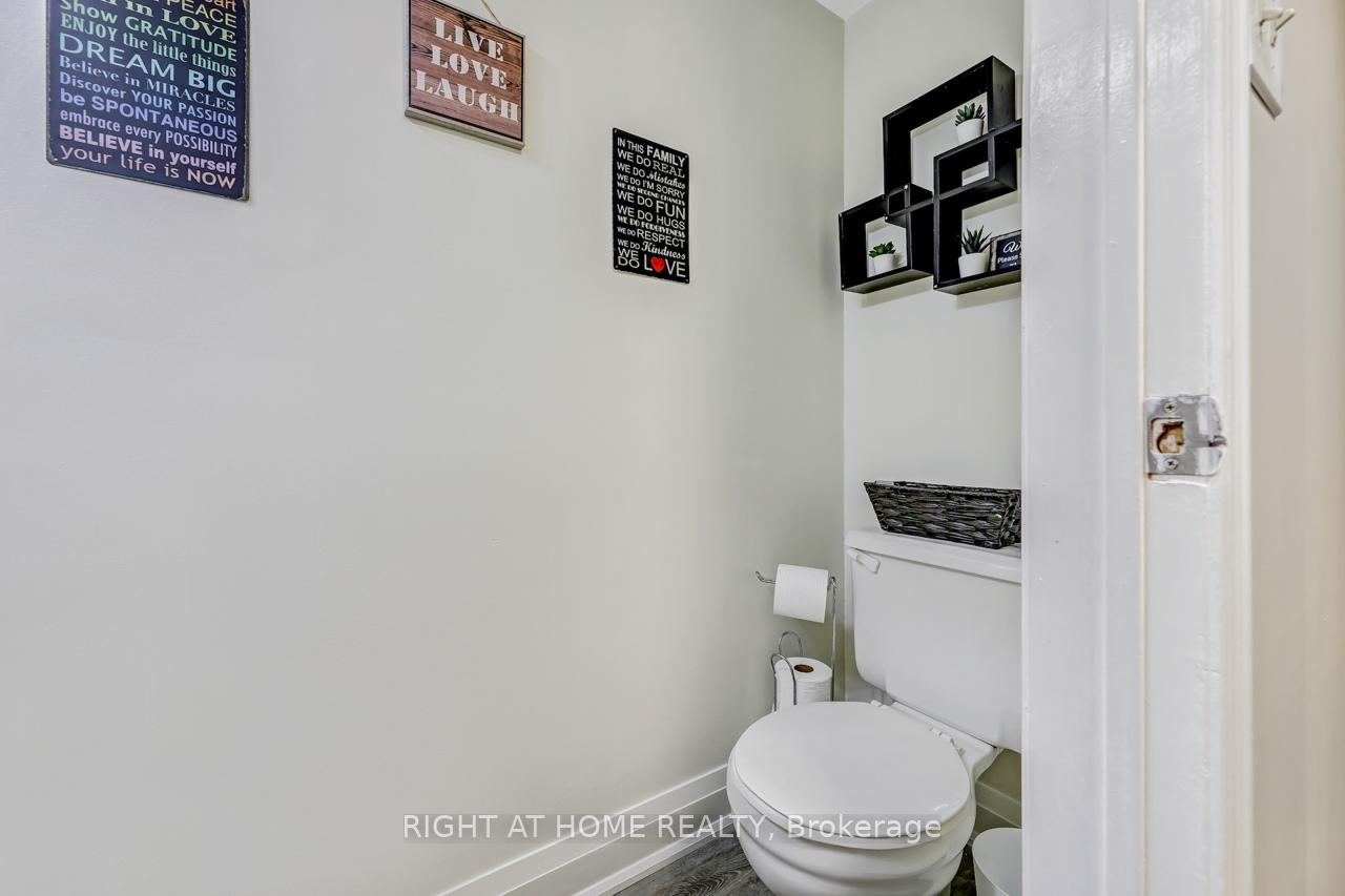 Photo 23 of Unit 54, 508 Essa Road, Barrie, Holly — HOMEH