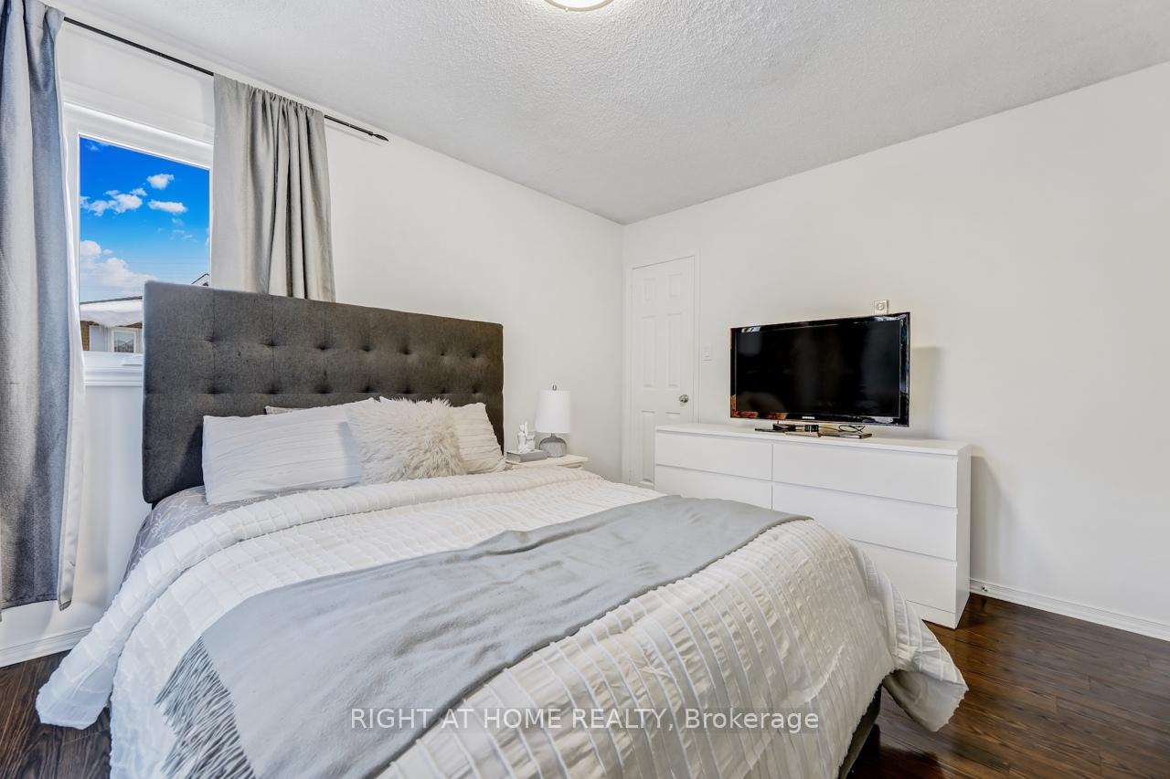 Photo 26 of Unit 54, 508 Essa Road, Barrie, Holly — HOMEH