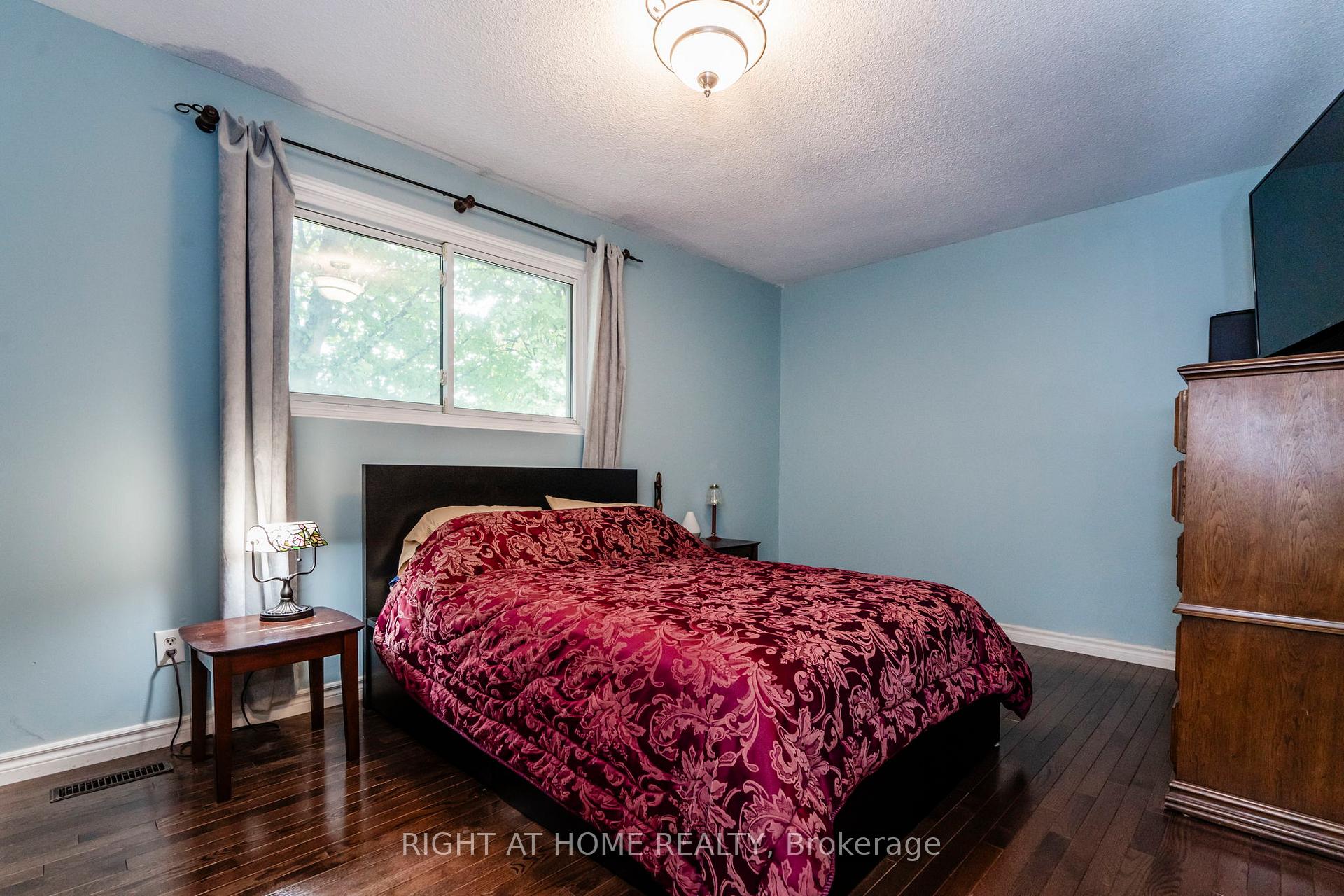 Photo 20 of Unit J5, 63 Ferris Lane, Barrie, Cundles East — HOMEH