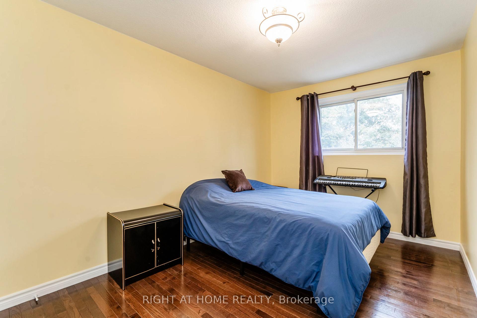 Photo 23 of Unit J5, 63 Ferris Lane, Barrie, Cundles East — HOMEH