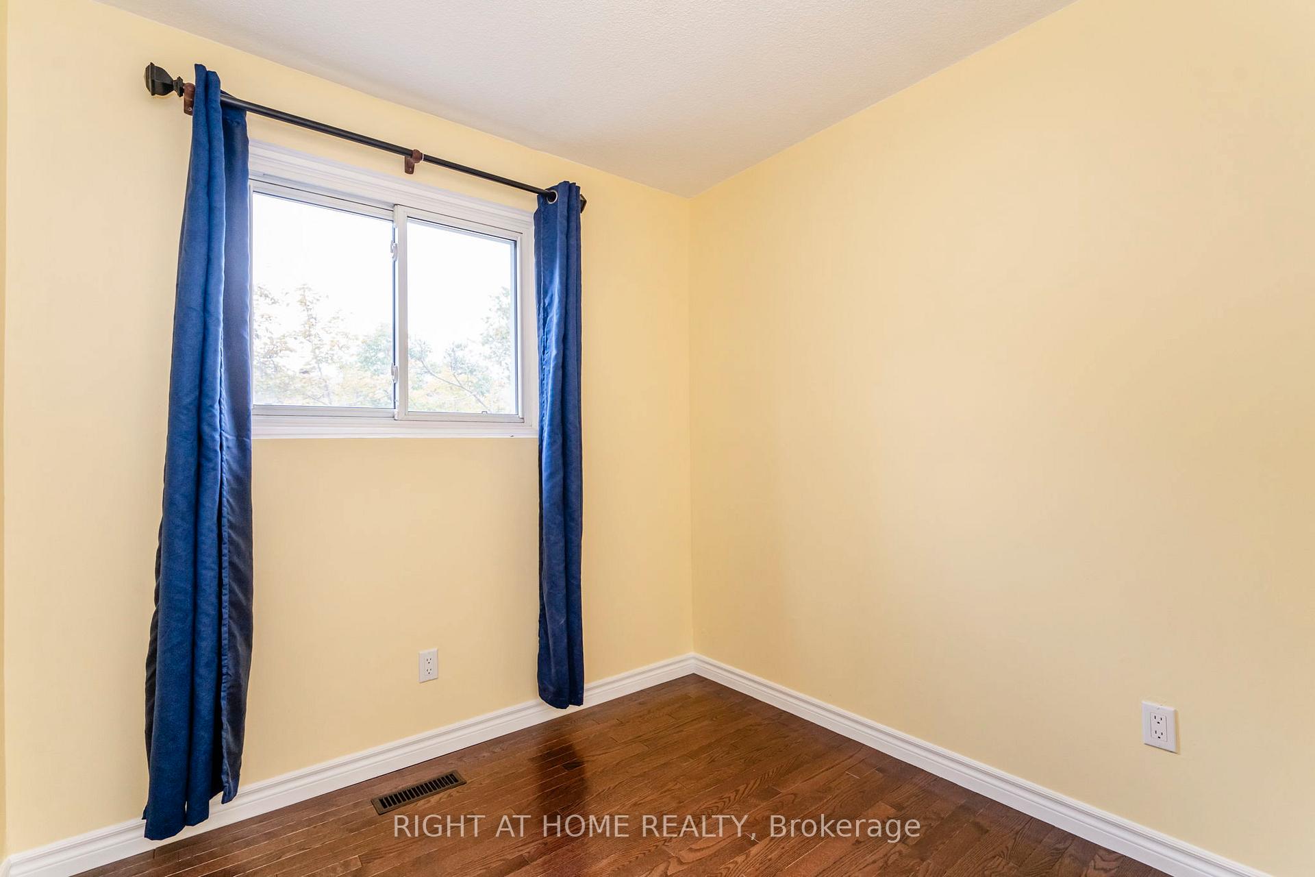 Photo 25 of Unit J5, 63 Ferris Lane, Barrie, Cundles East — HOMEH