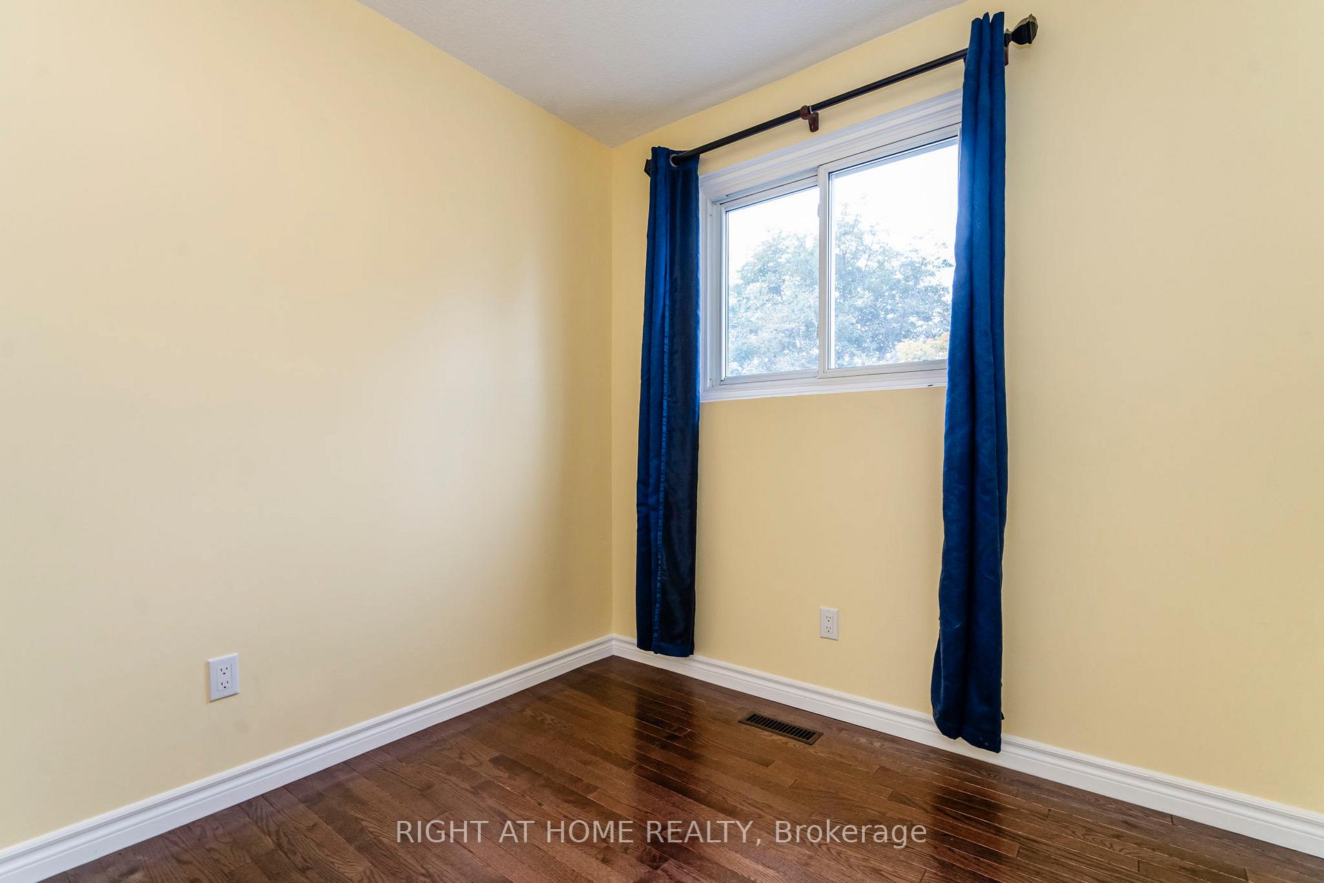 Photo 28 of Unit J5, 63 Ferris Lane, Barrie, Cundles East — HOMEH
