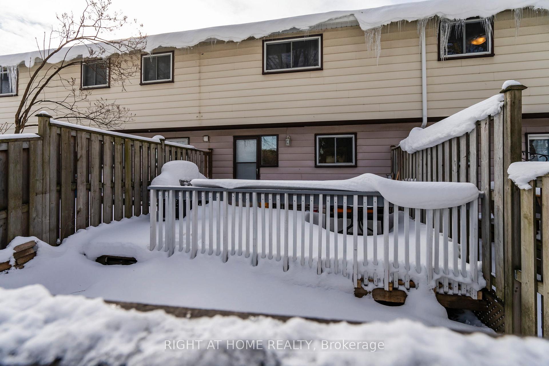 Photo 30 of Unit J5, 63 Ferris Lane, Barrie, Cundles East — HOMEH