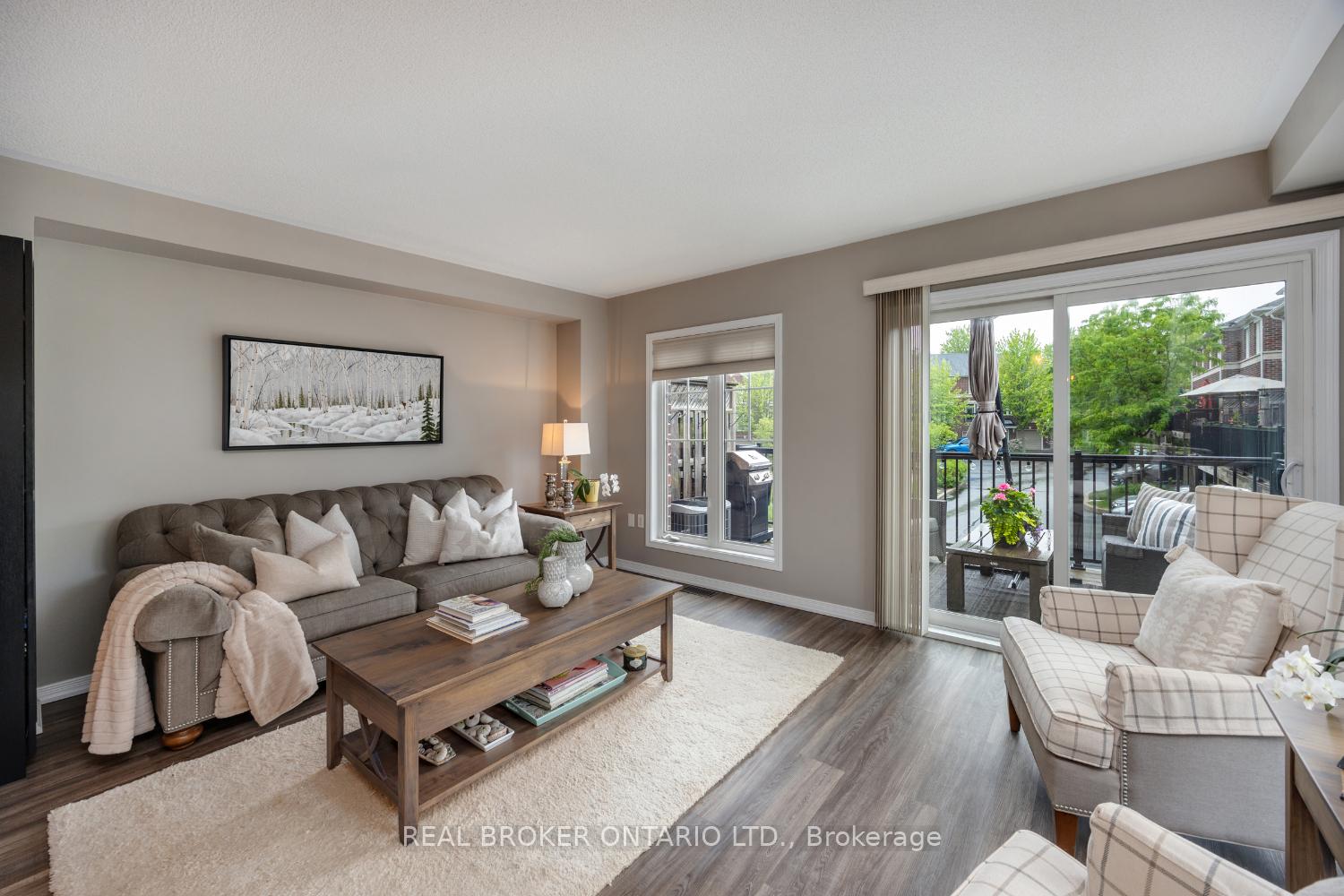Photo 12 of Unit 9, 571 Longworth Avenue, Clarington, Bowmanville — HOMEH