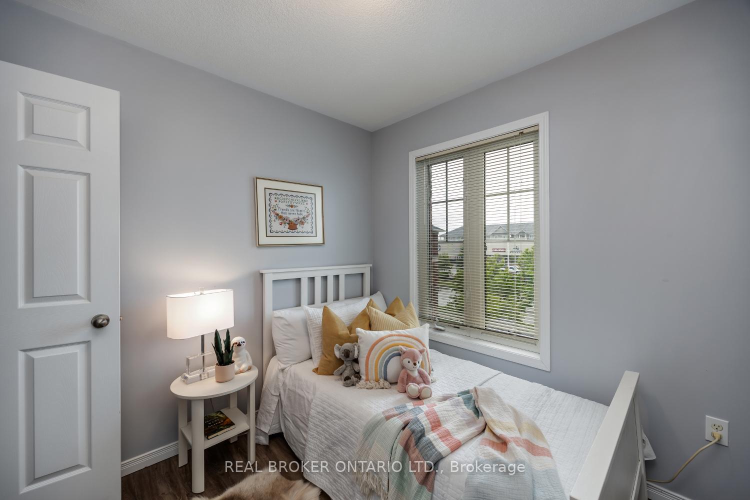 Photo 17 of Unit 9, 571 Longworth Avenue, Clarington, Bowmanville — HOMEH
