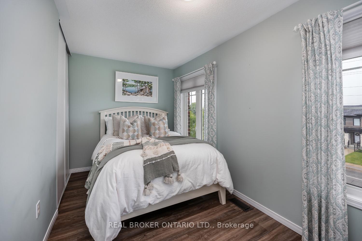 Photo 18 of Unit 9, 571 Longworth Avenue, Clarington, Bowmanville — HOMEH