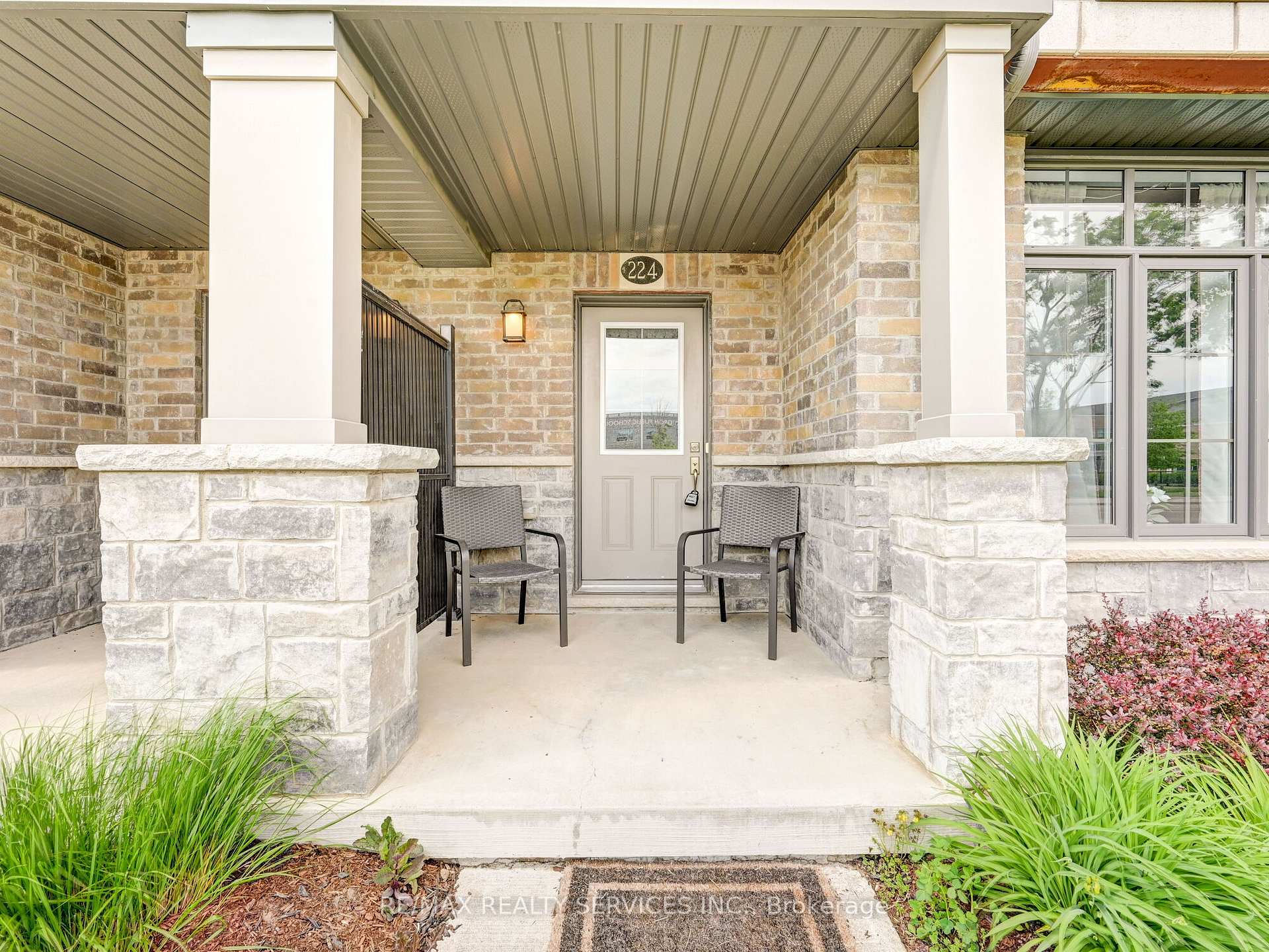 Photo 5 of Unit 8, 224 Thomas Slee Drive, Kitchener — HOMEH