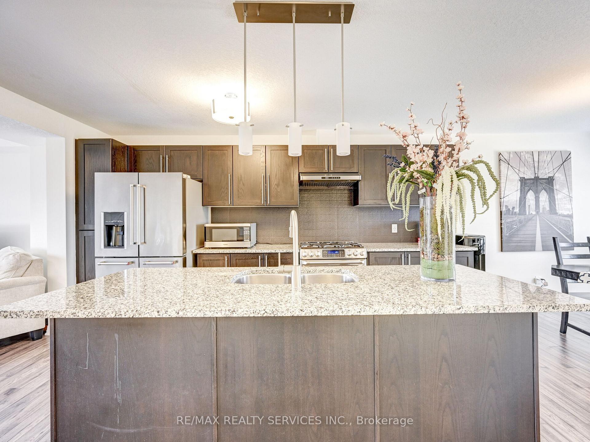 Photo 16 of Unit 8, 224 Thomas Slee Drive, Kitchener — HOMEH