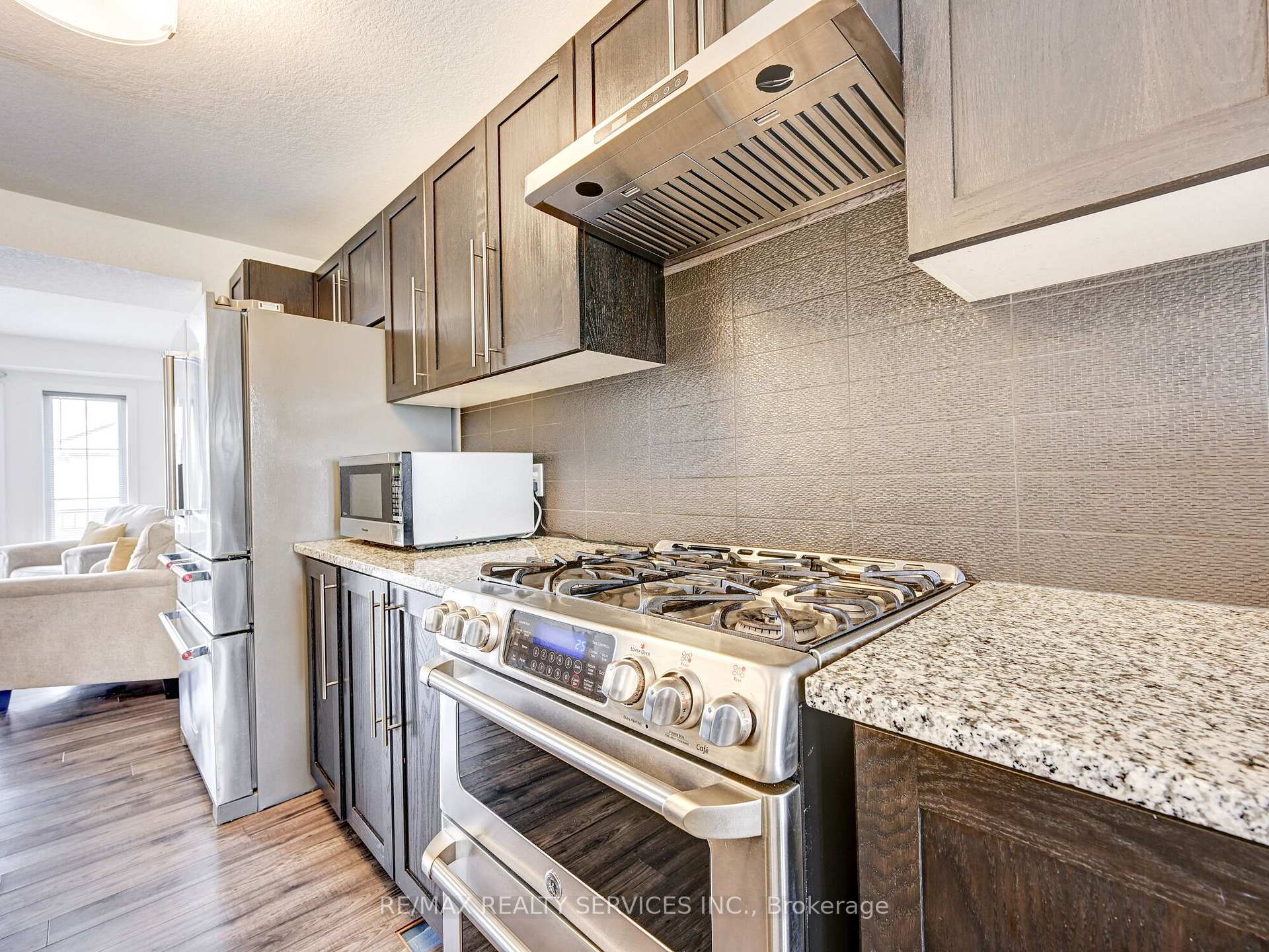 Photo 19 of Unit 8, 224 Thomas Slee Drive, Kitchener — HOMEH