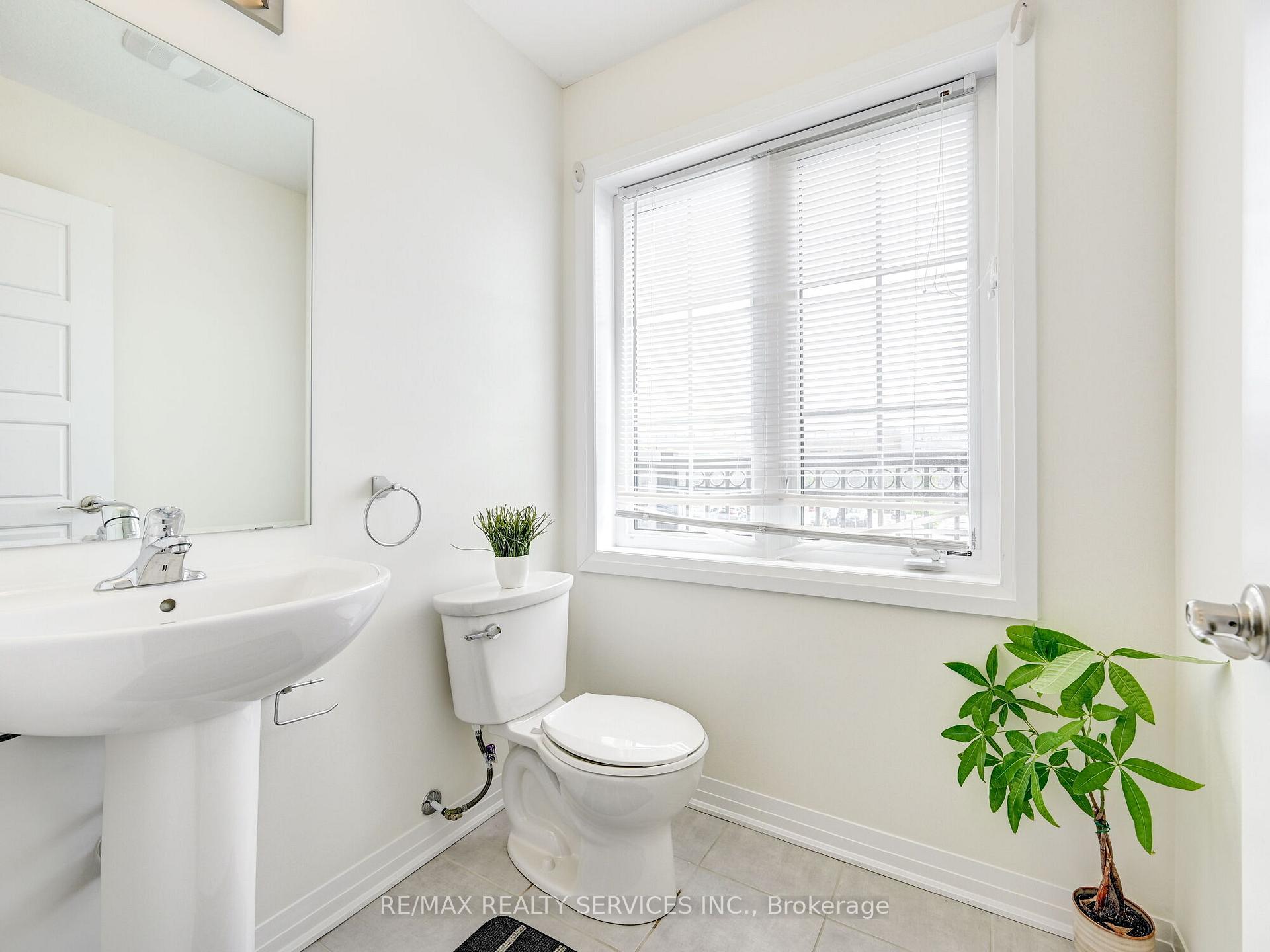 Photo 22 of Unit 8, 224 Thomas Slee Drive, Kitchener — HOMEH