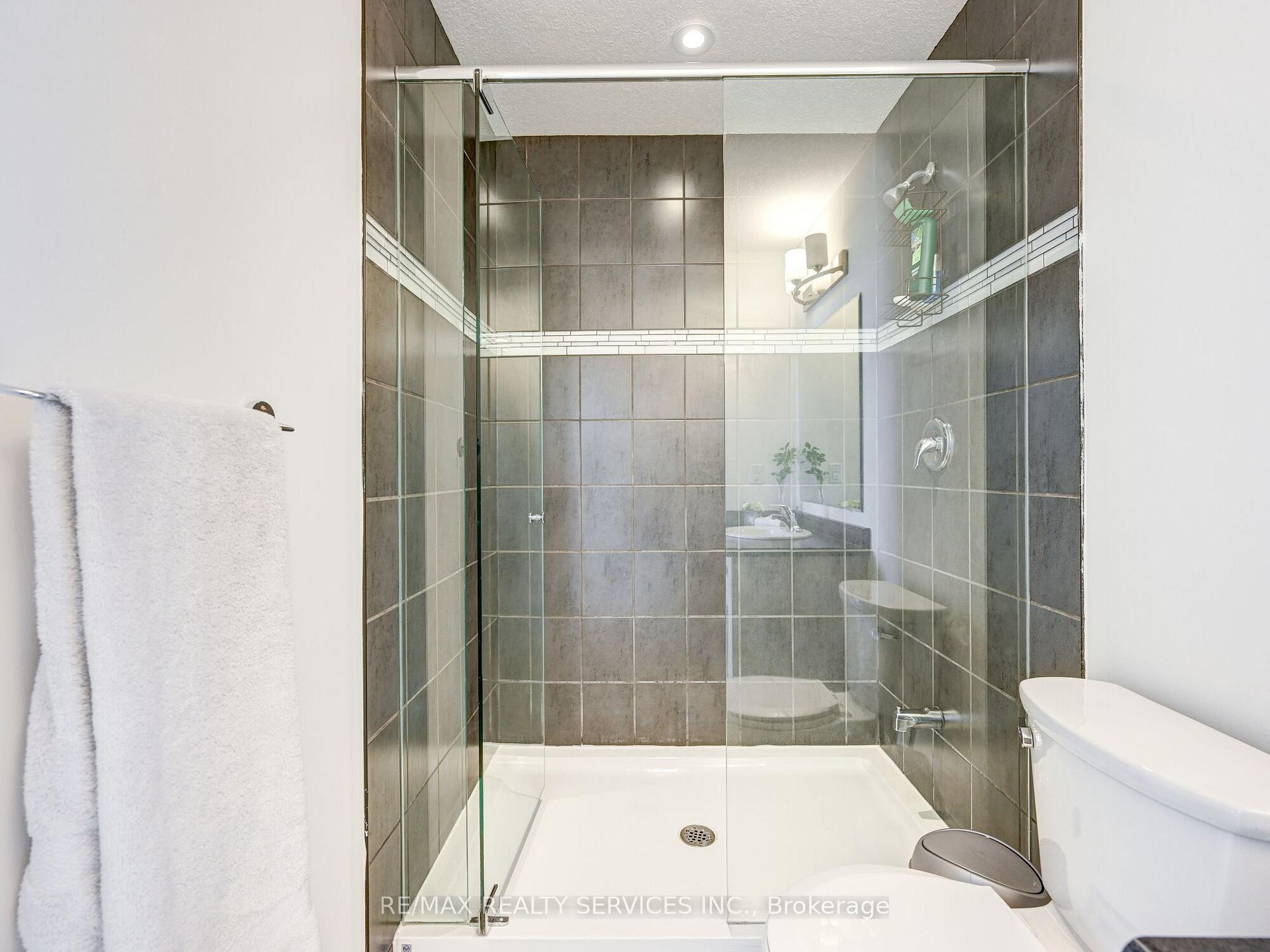 Photo 29 of Unit 8, 224 Thomas Slee Drive, Kitchener — HOMEH