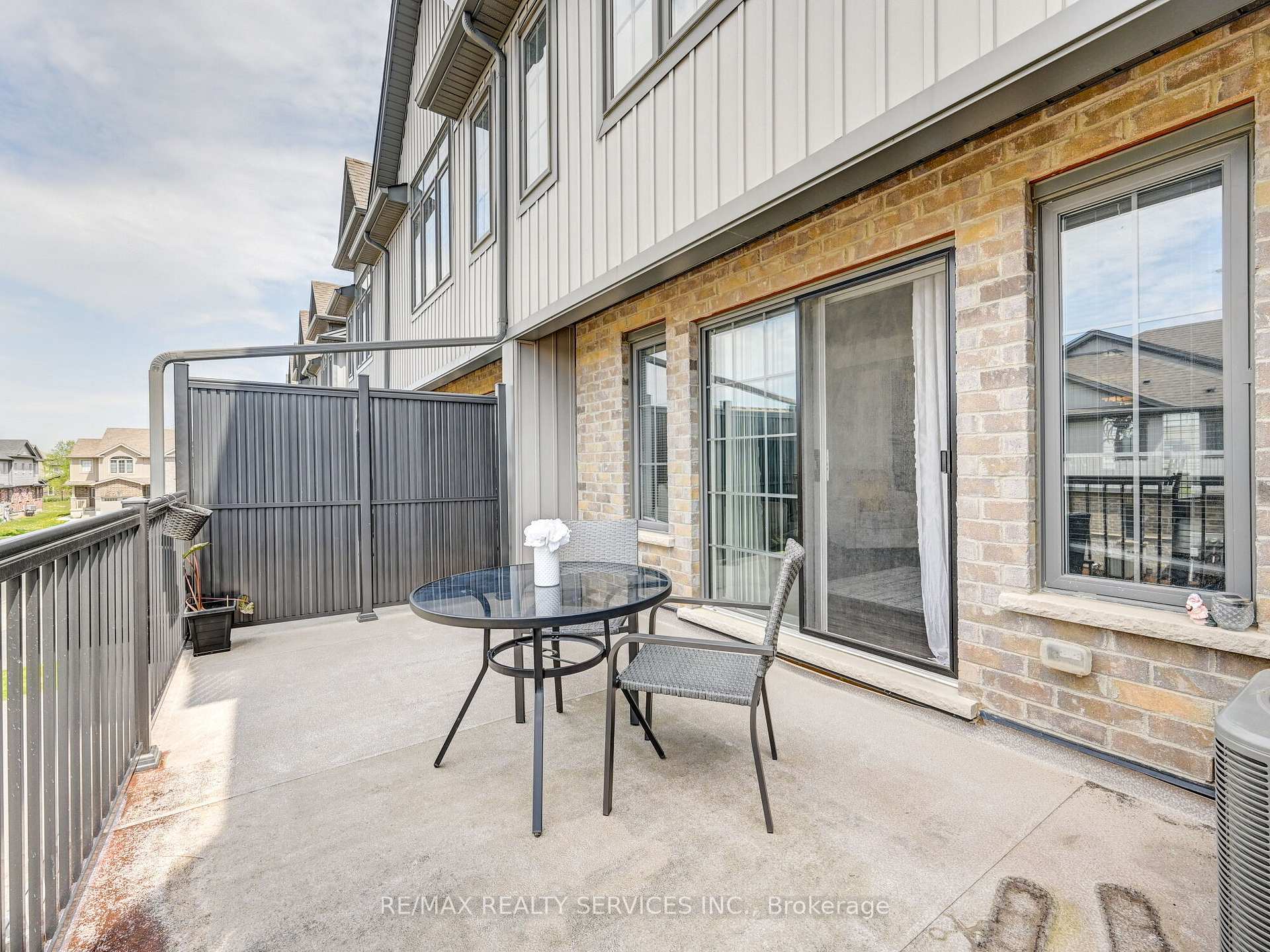 Photo 36 of Unit 8, 224 Thomas Slee Drive, Kitchener — HOMEH