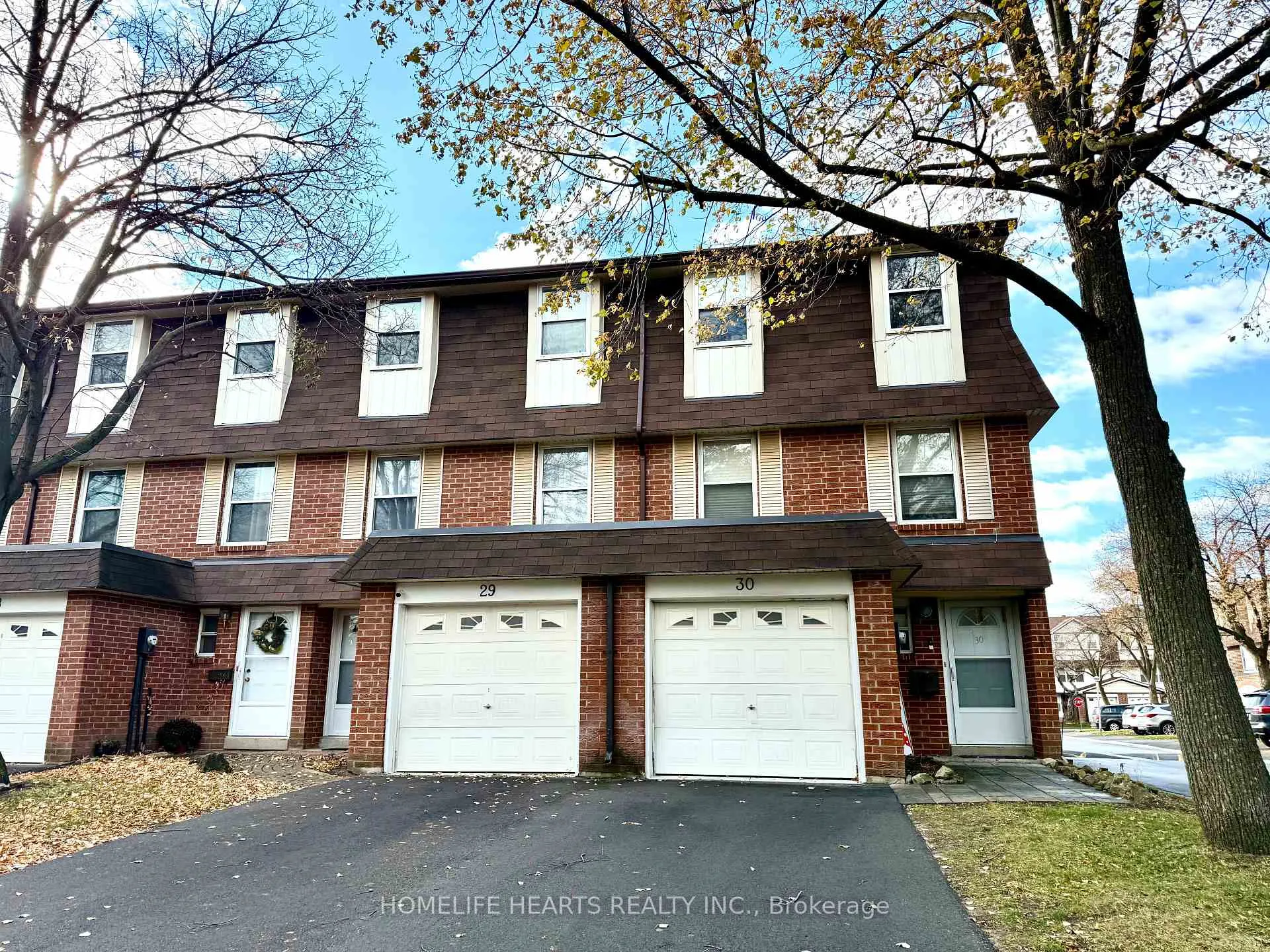 Front of Unit 30, 235 Bronte Street S