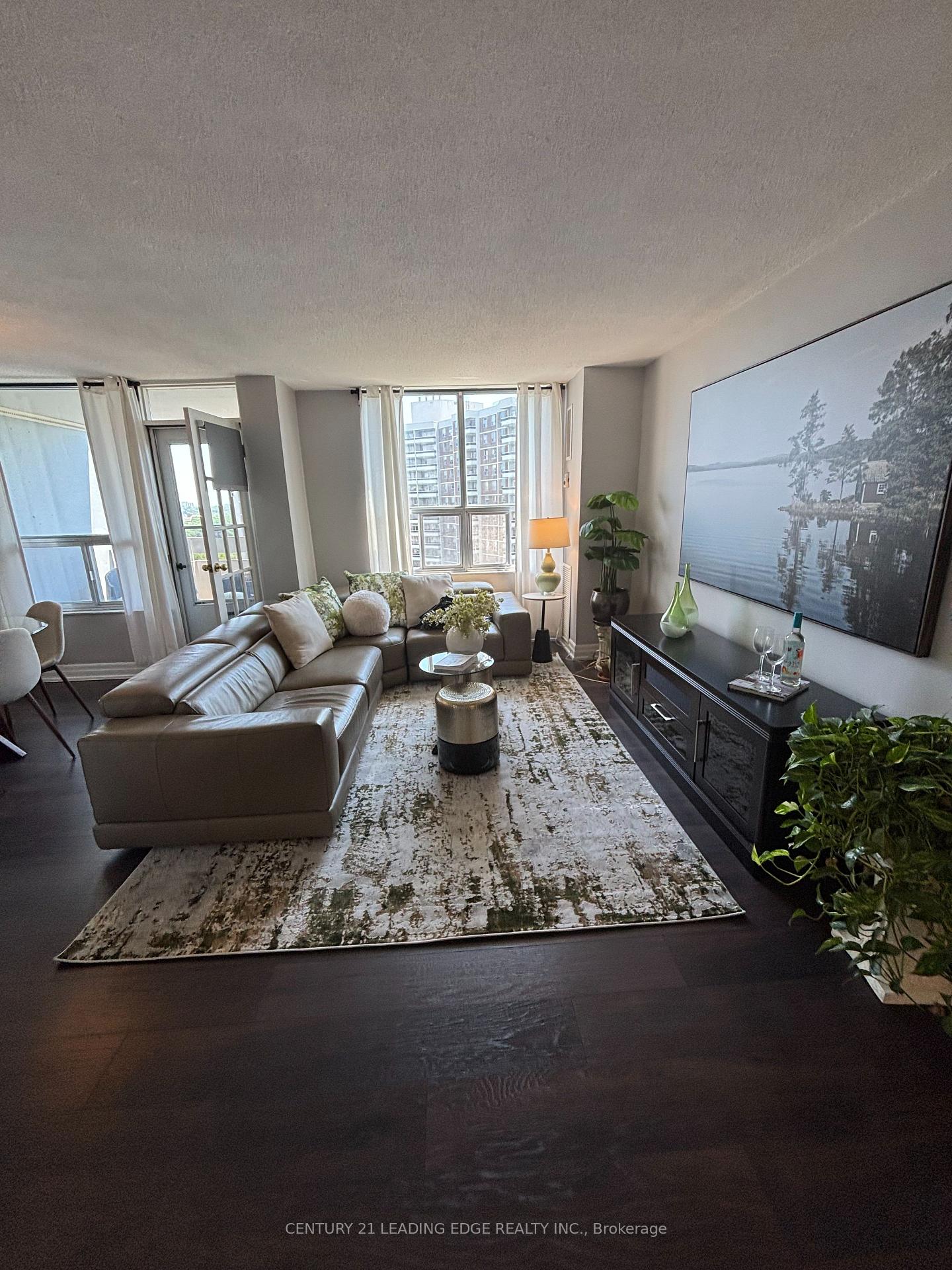 Photo 15 of Unit 1704, 10 Edgecliff Golfway, Toronto, Flemingdon Park — HOMEH