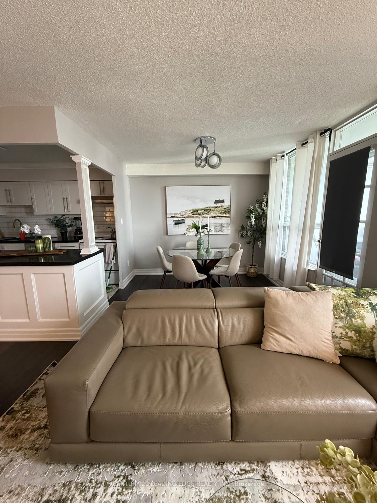Photo 16 of Unit 1704, 10 Edgecliff Golfway, Toronto, Flemingdon Park — HOMEH