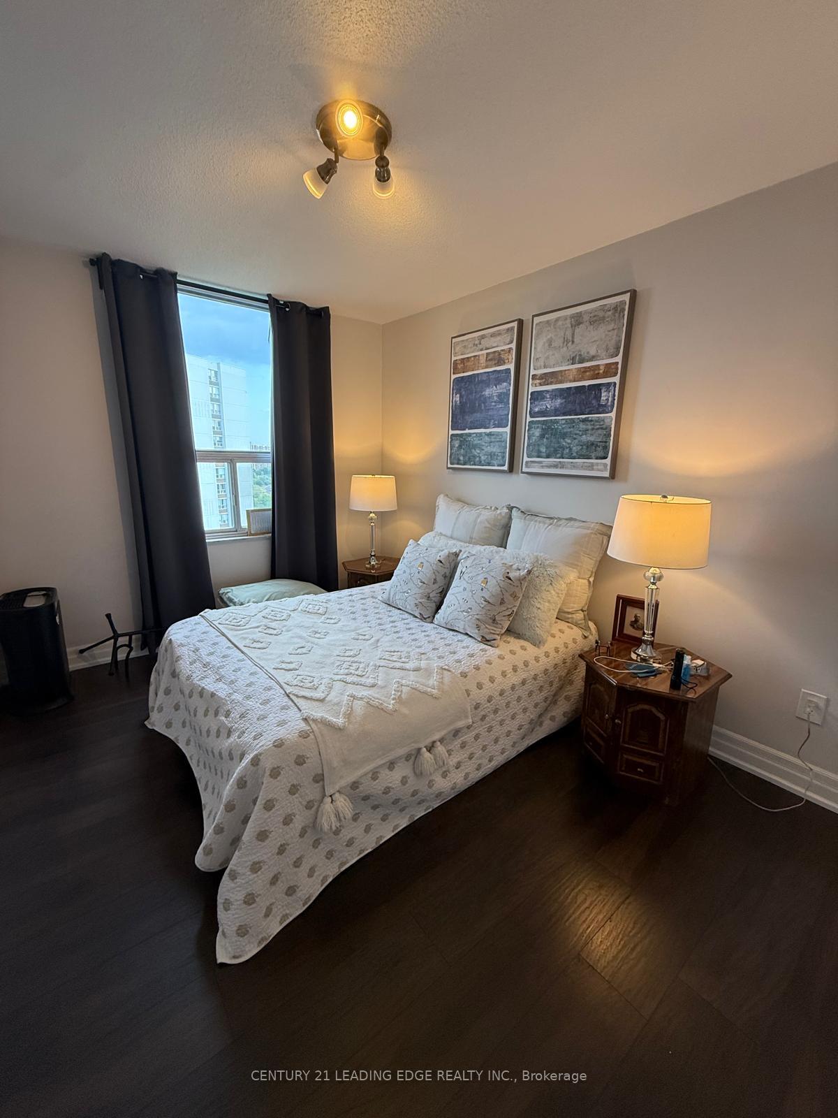Photo 19 of Unit 1704, 10 Edgecliff Golfway, Toronto, Flemingdon Park — HOMEH