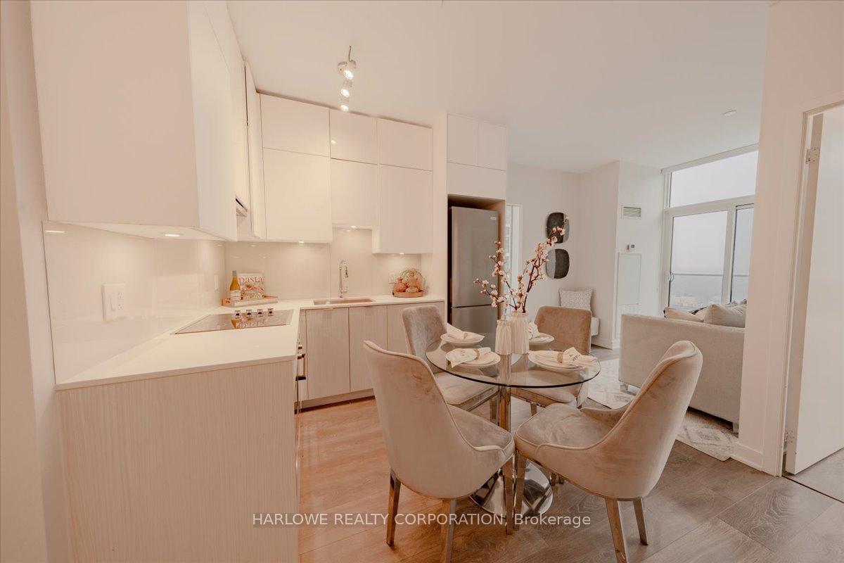 Photo 7 of Unit PH12, 195 Redpath Avenue, Toronto, Mount Pleasant West — HOMEH