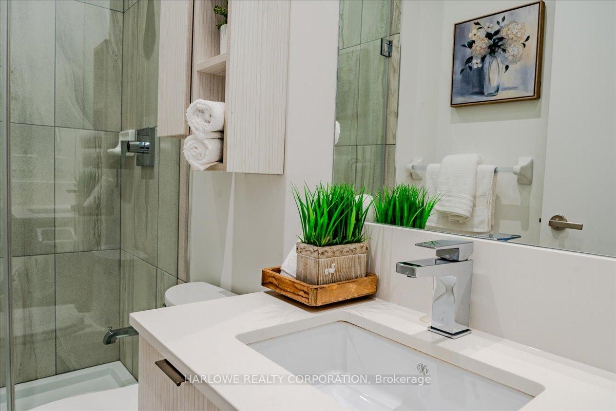 Photo 18 of Unit PH12, 195 Redpath Avenue, Toronto, Mount Pleasant West — HOMEH