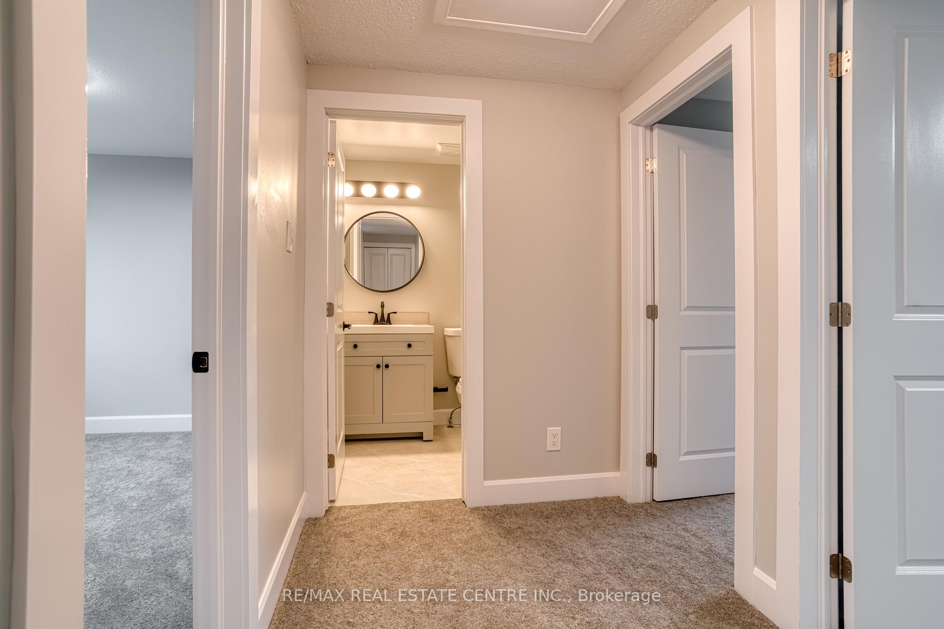 Photo 9 of Unit 27, 49 Cedarwoods Crescent E, Kitchener — HOMEH