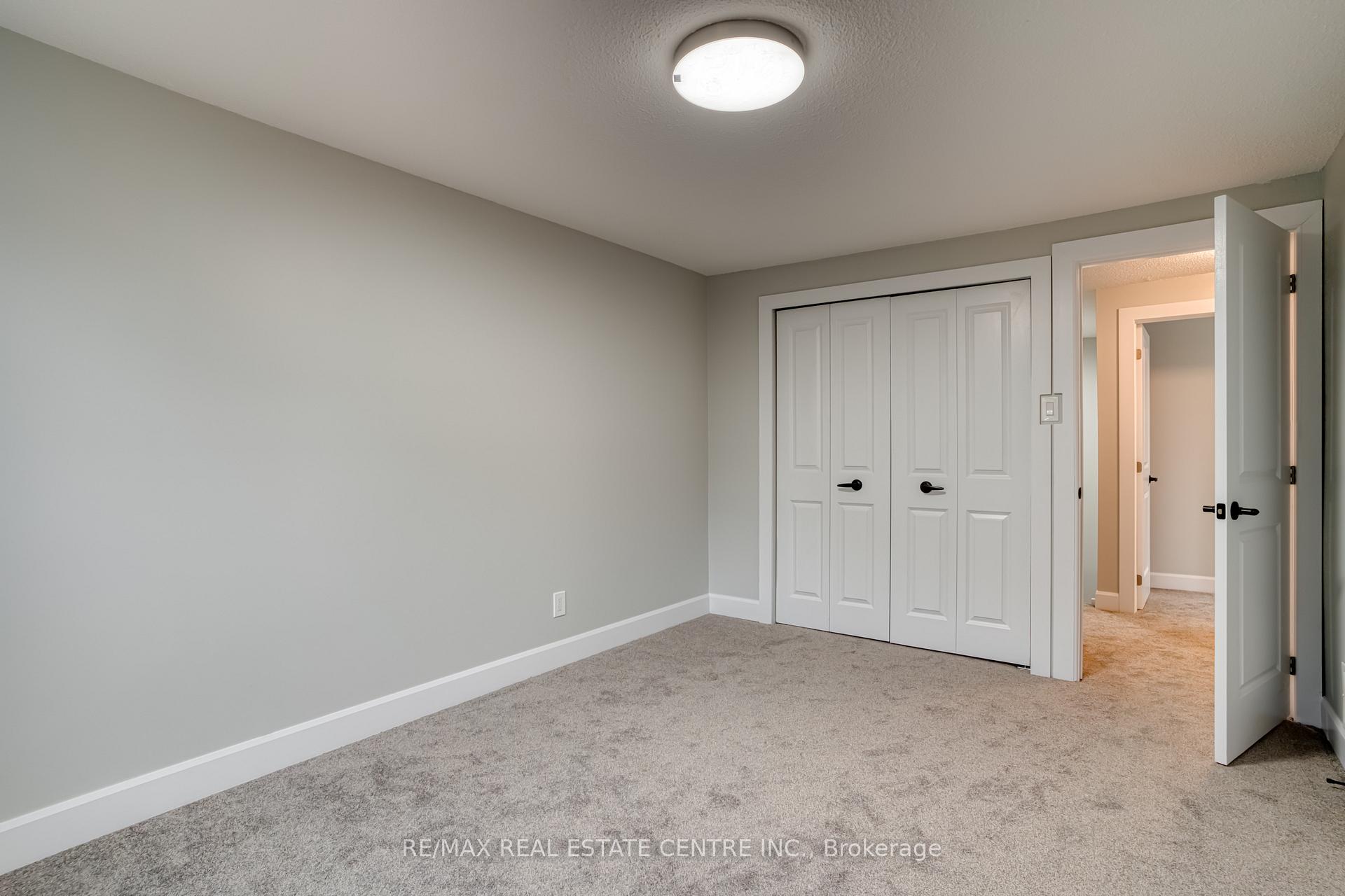 Photo 14 of Unit 27, 49 Cedarwoods Crescent E, Kitchener — HOMEH