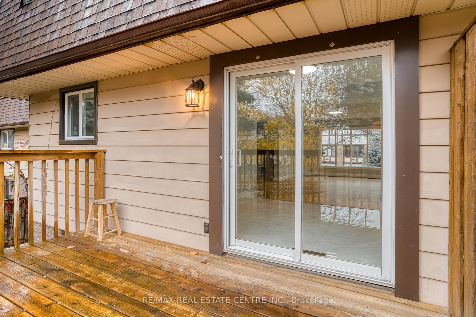 Photo 23 of Unit 27, 49 Cedarwoods Crescent E, Kitchener — HOMEH